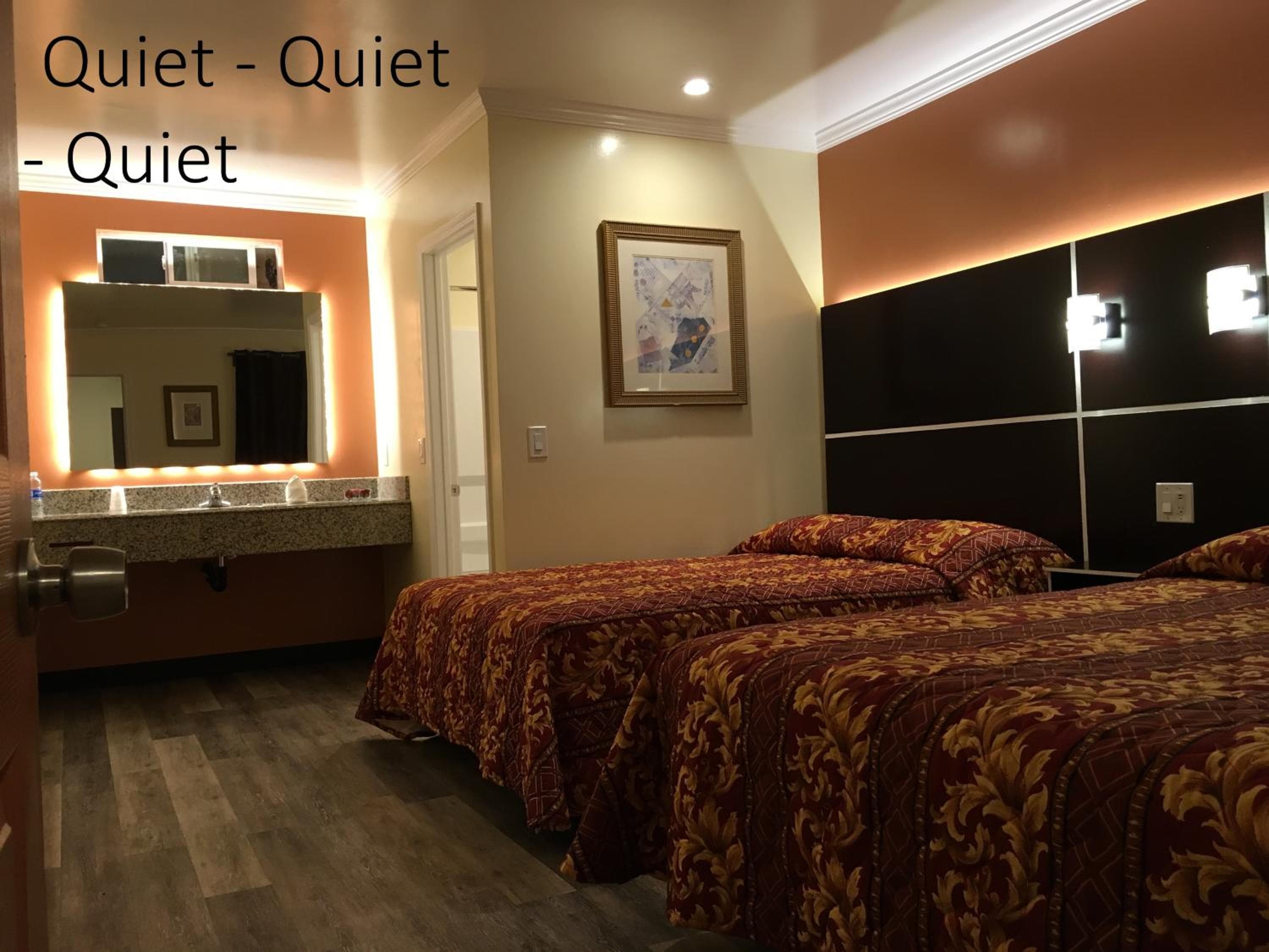 Motel Lincoln Park — 27