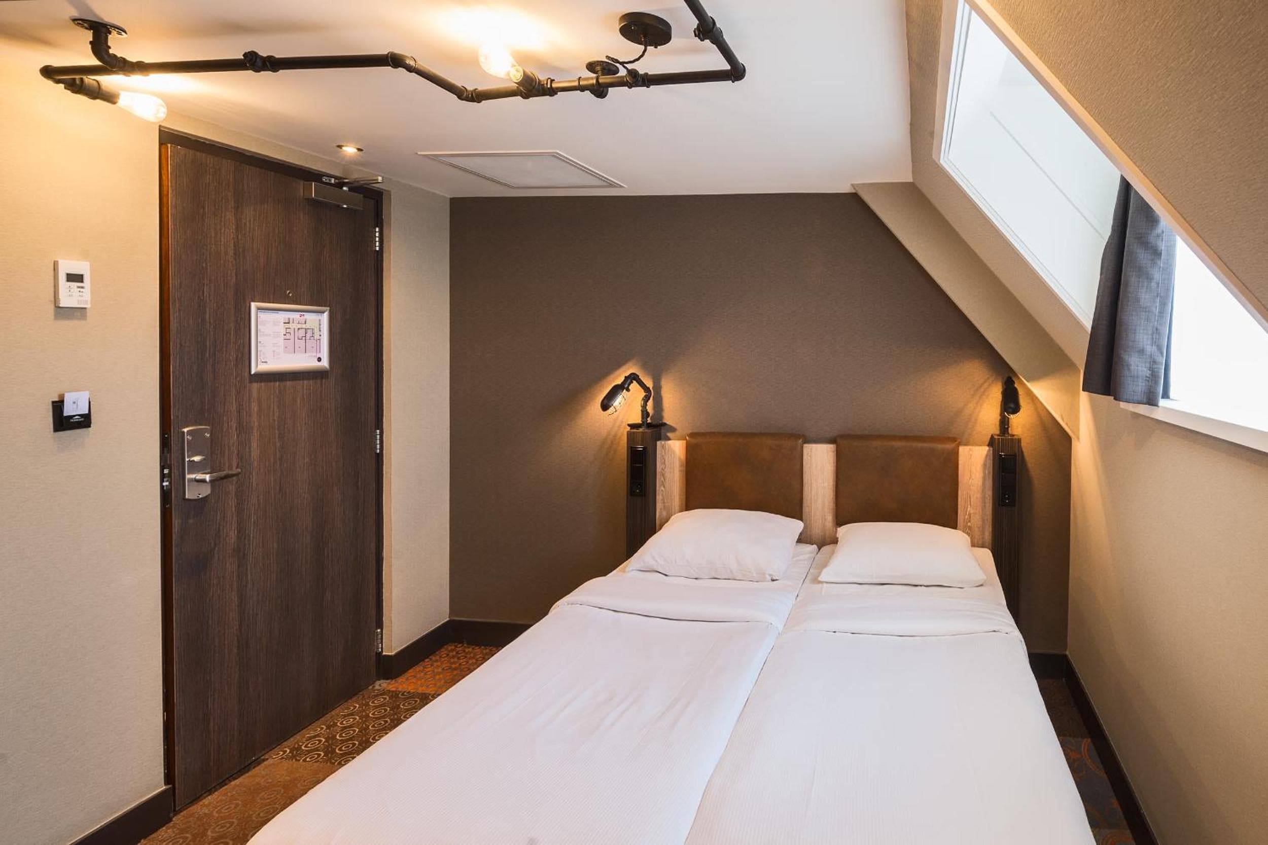 The Alfred Hotel — 6