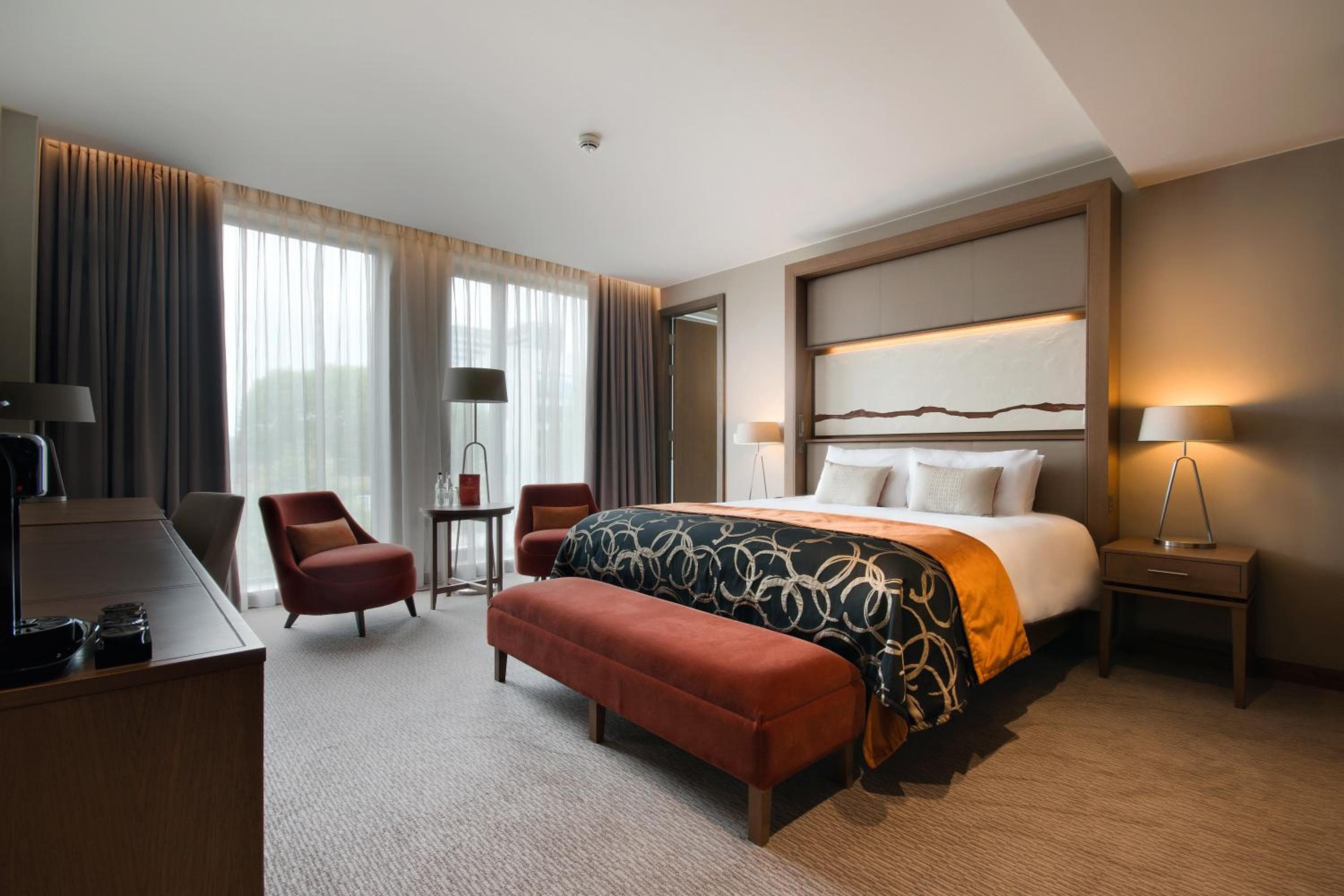 Clayton Hotel Chiswick — 9