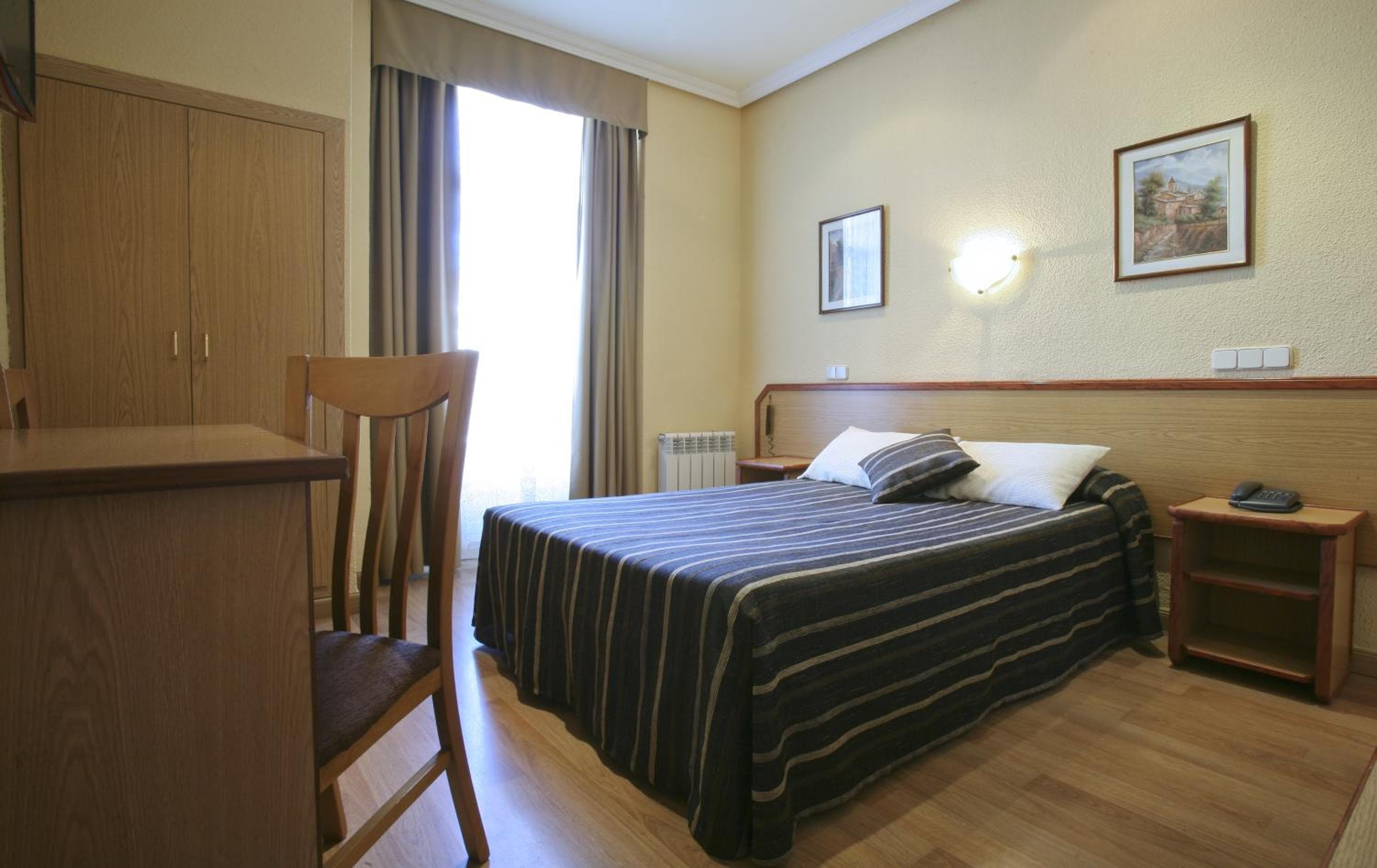 Hotel Mediodia — 6