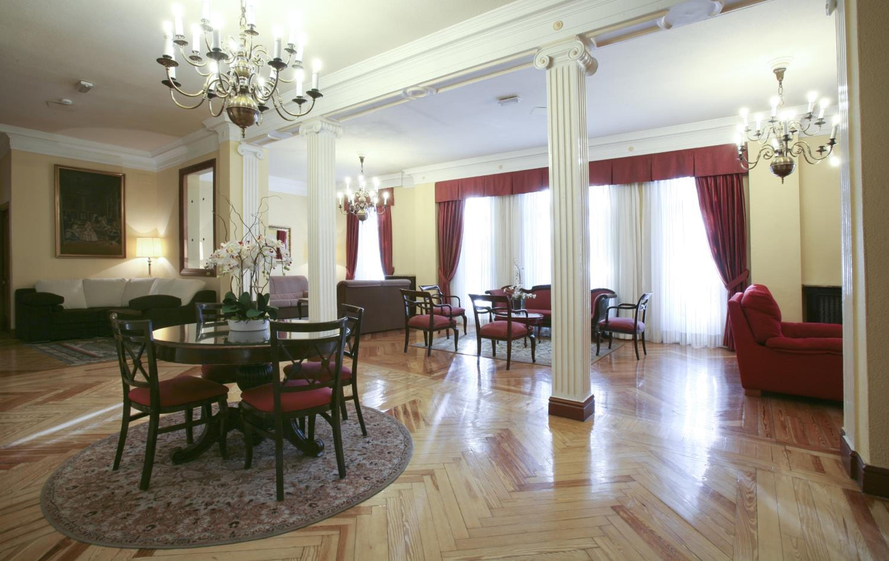 Hotel Mediodia — 23