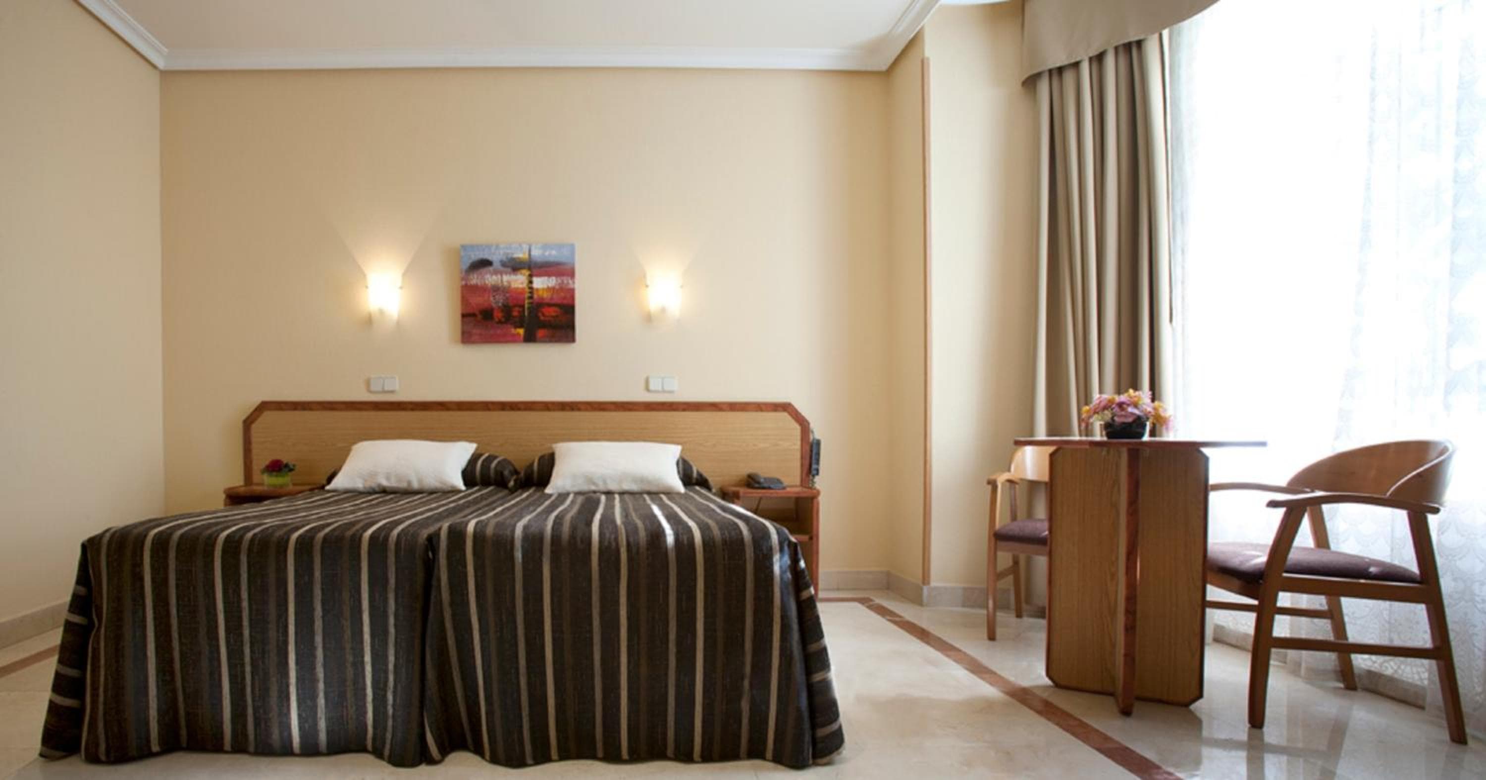 Hotel Mediodia — 15