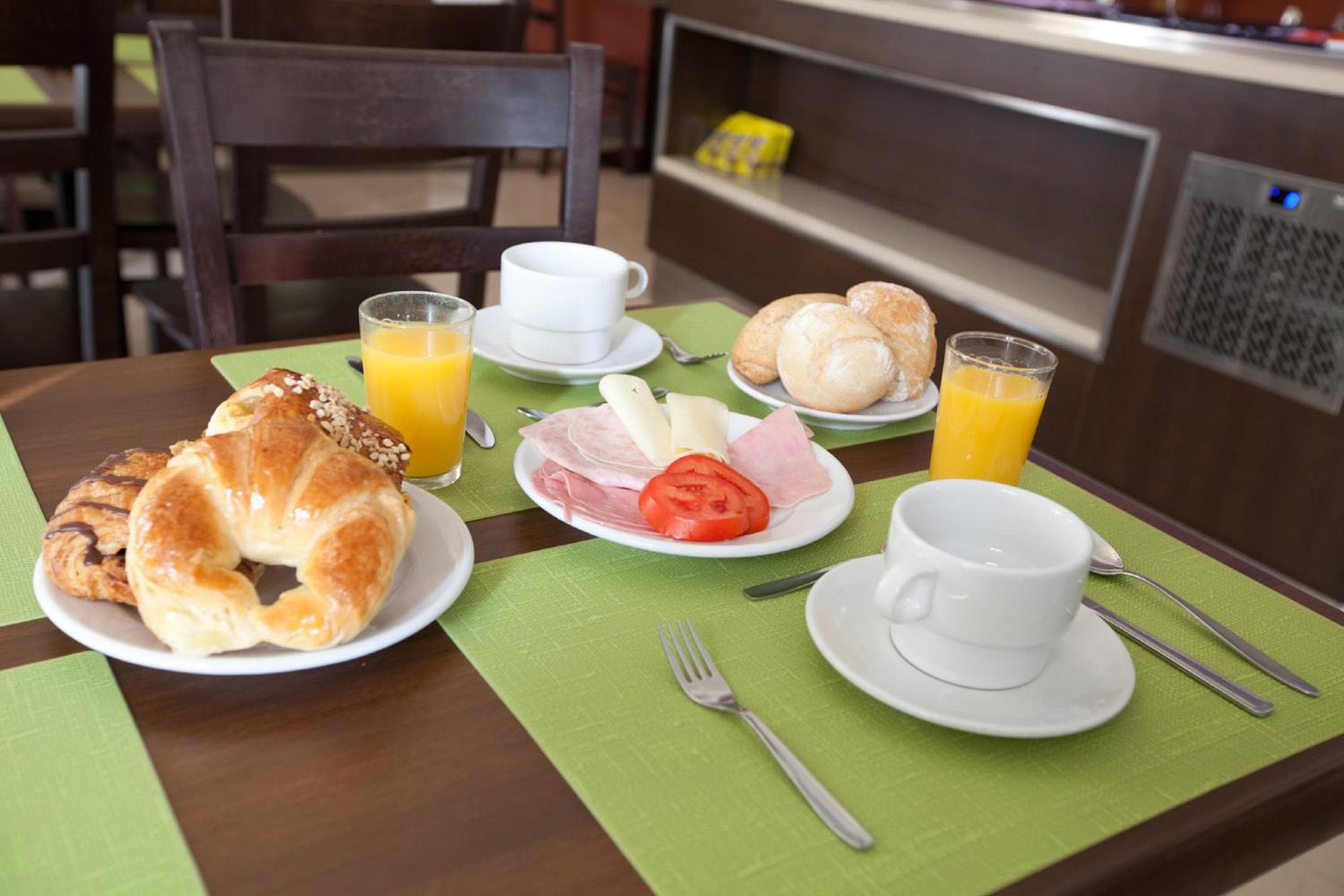 Hotel Mediodia — 9