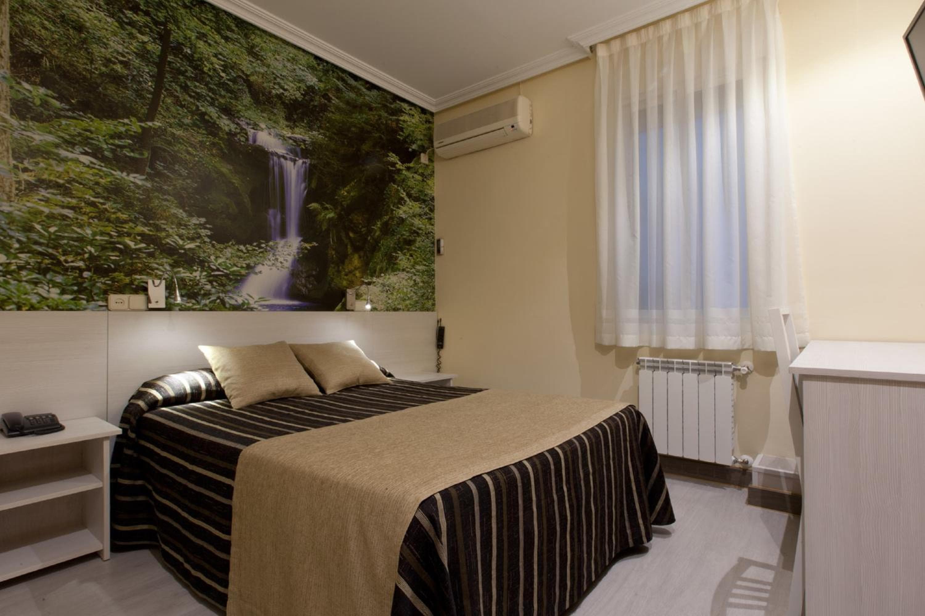 Hotel Mediodia — 11