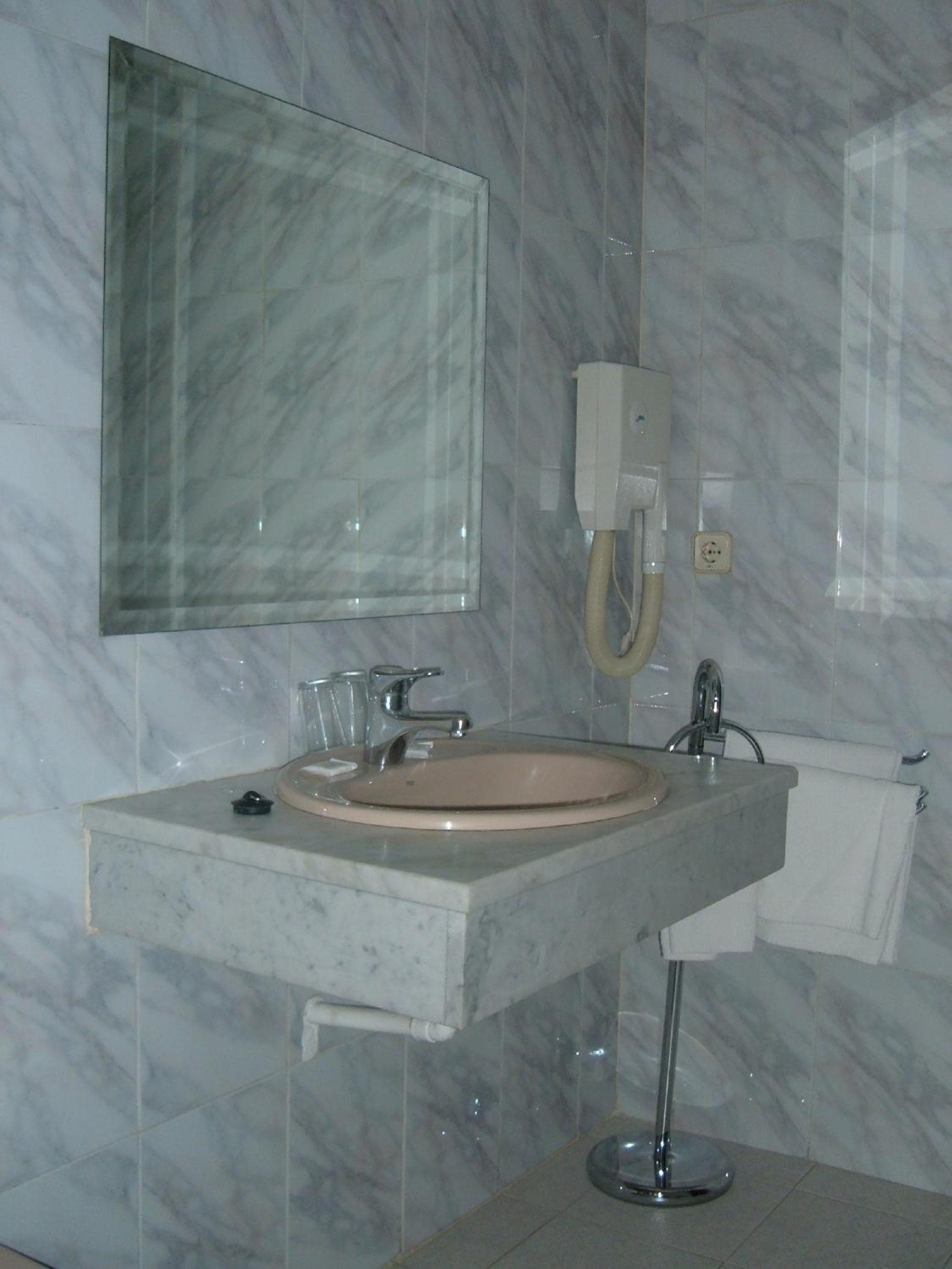Hotel Mediodia — 24