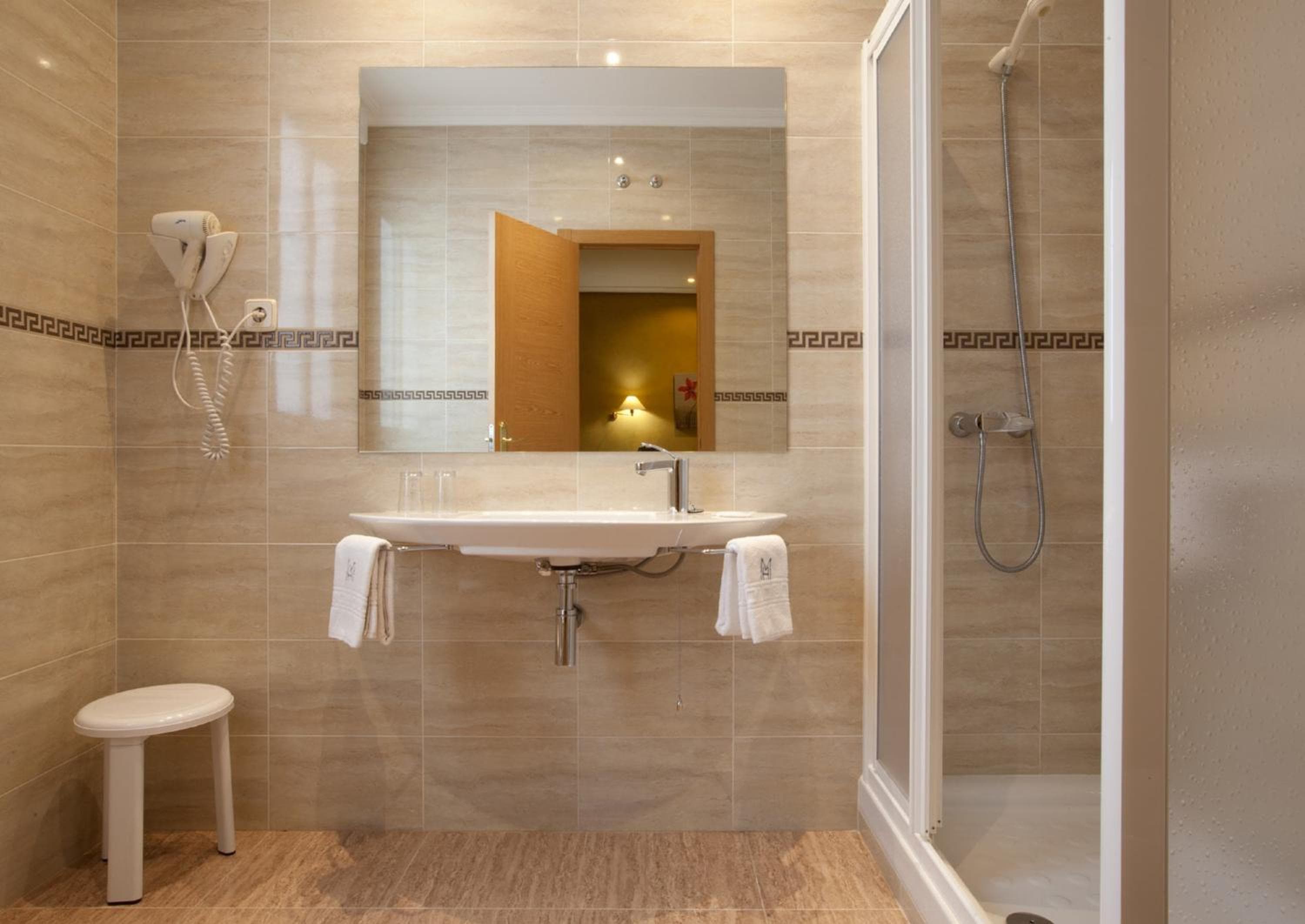 Hotel Mediodia — 25