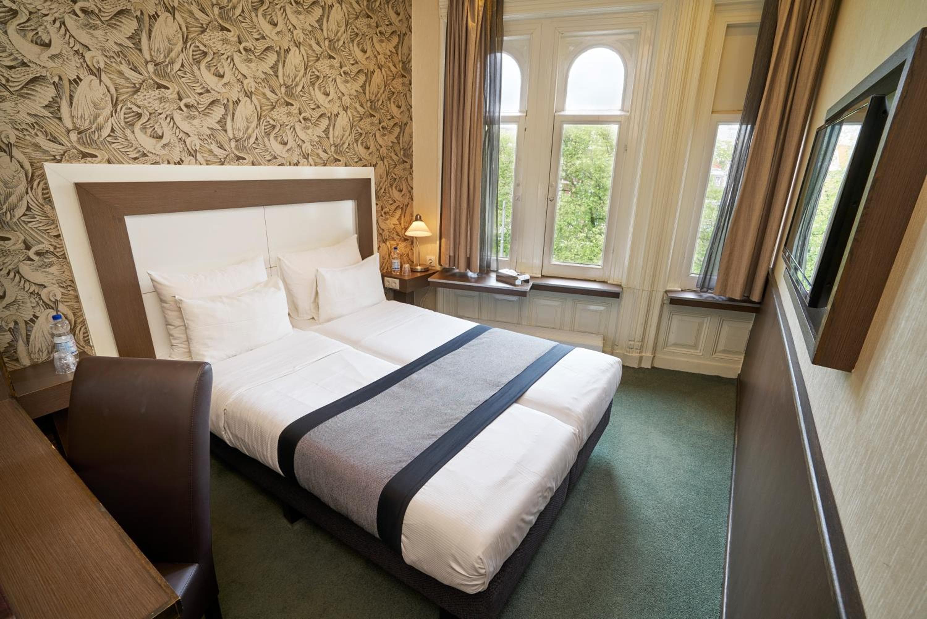 Hotel The Bird — 14