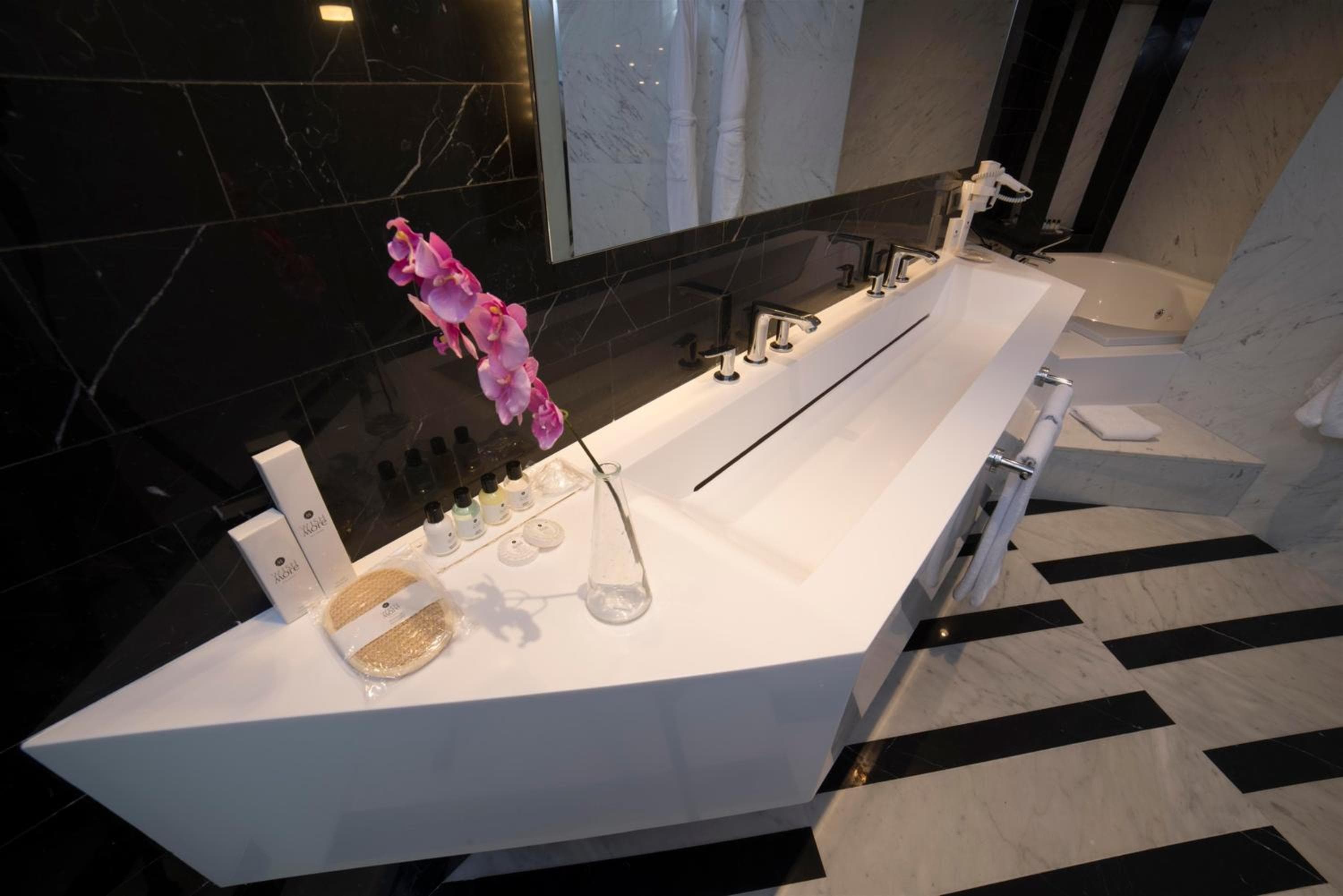 Wish More Hotel Istanbul — 20