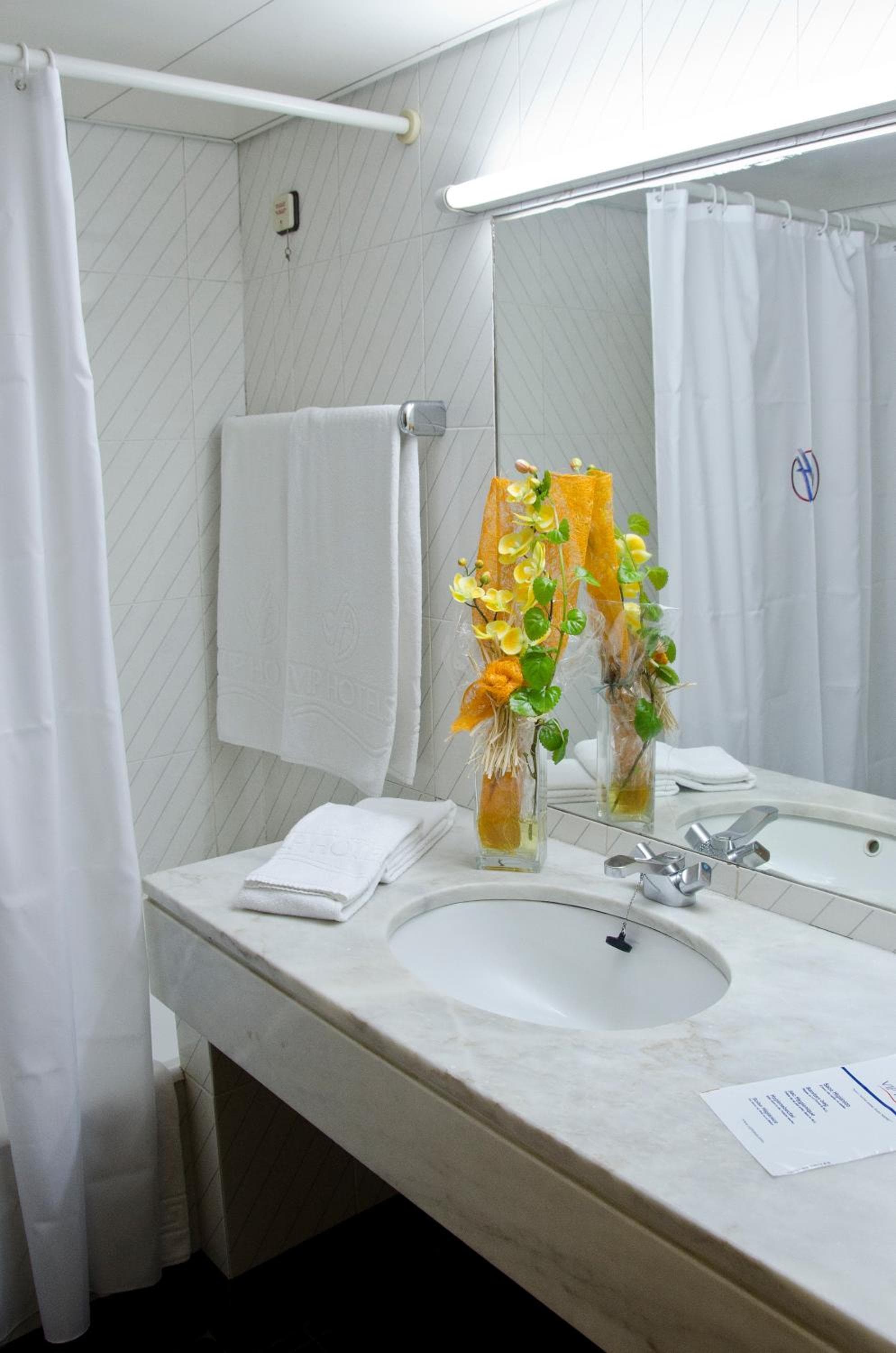 Hotel VIP Executive Zurigo — 20