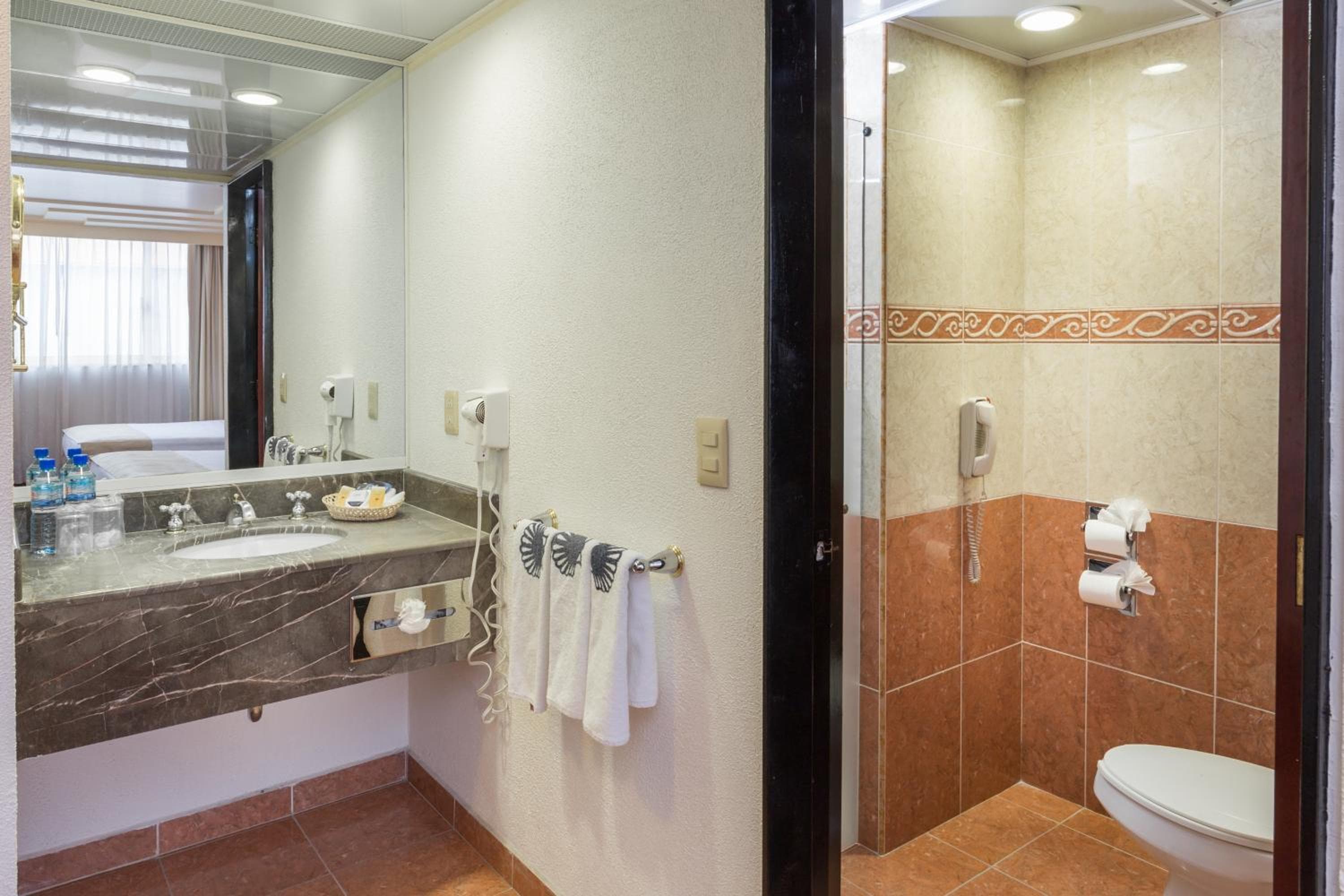 Hotel Estoril — 6