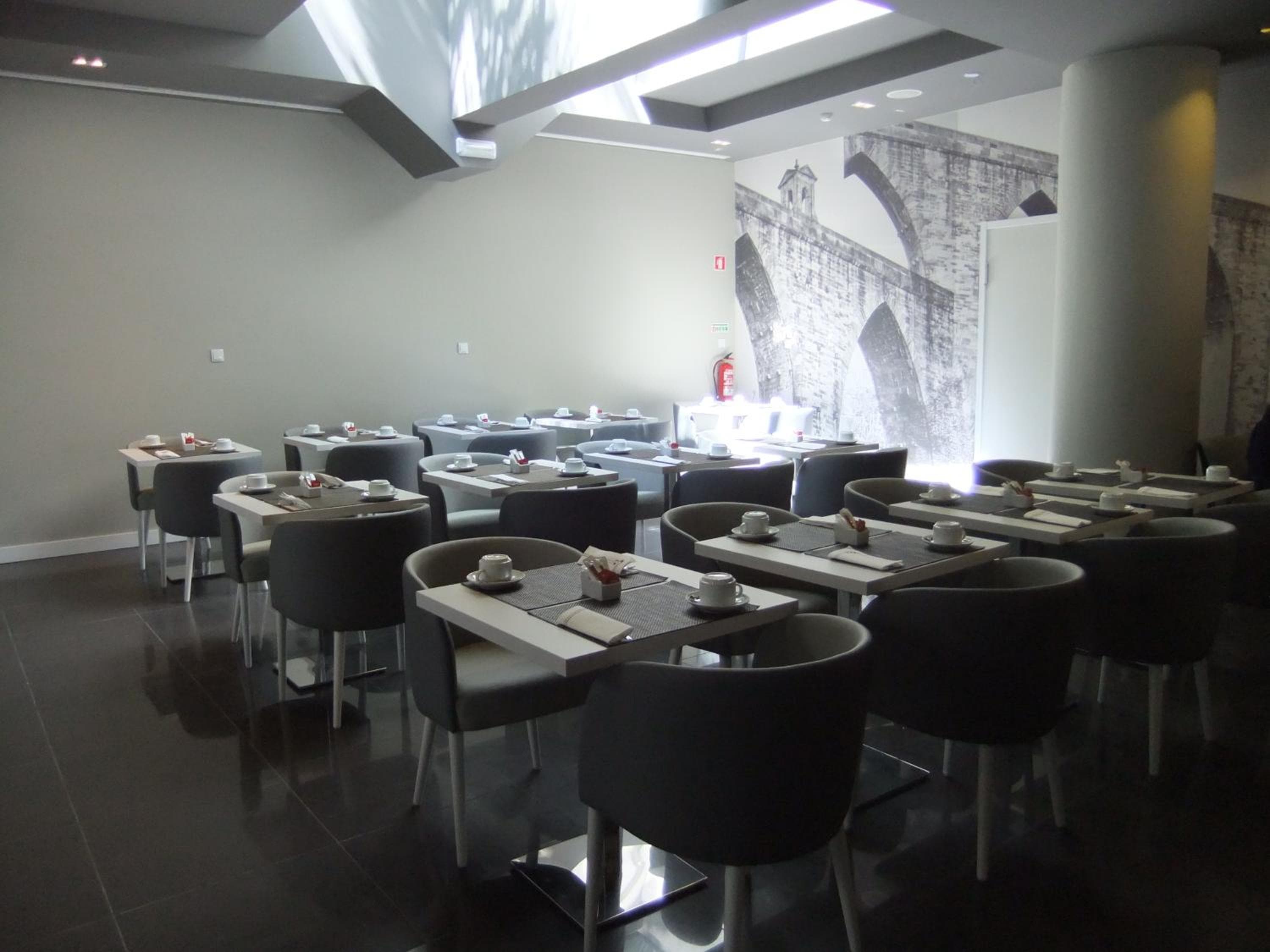Hotel Lisboa Sao Bento — 23
