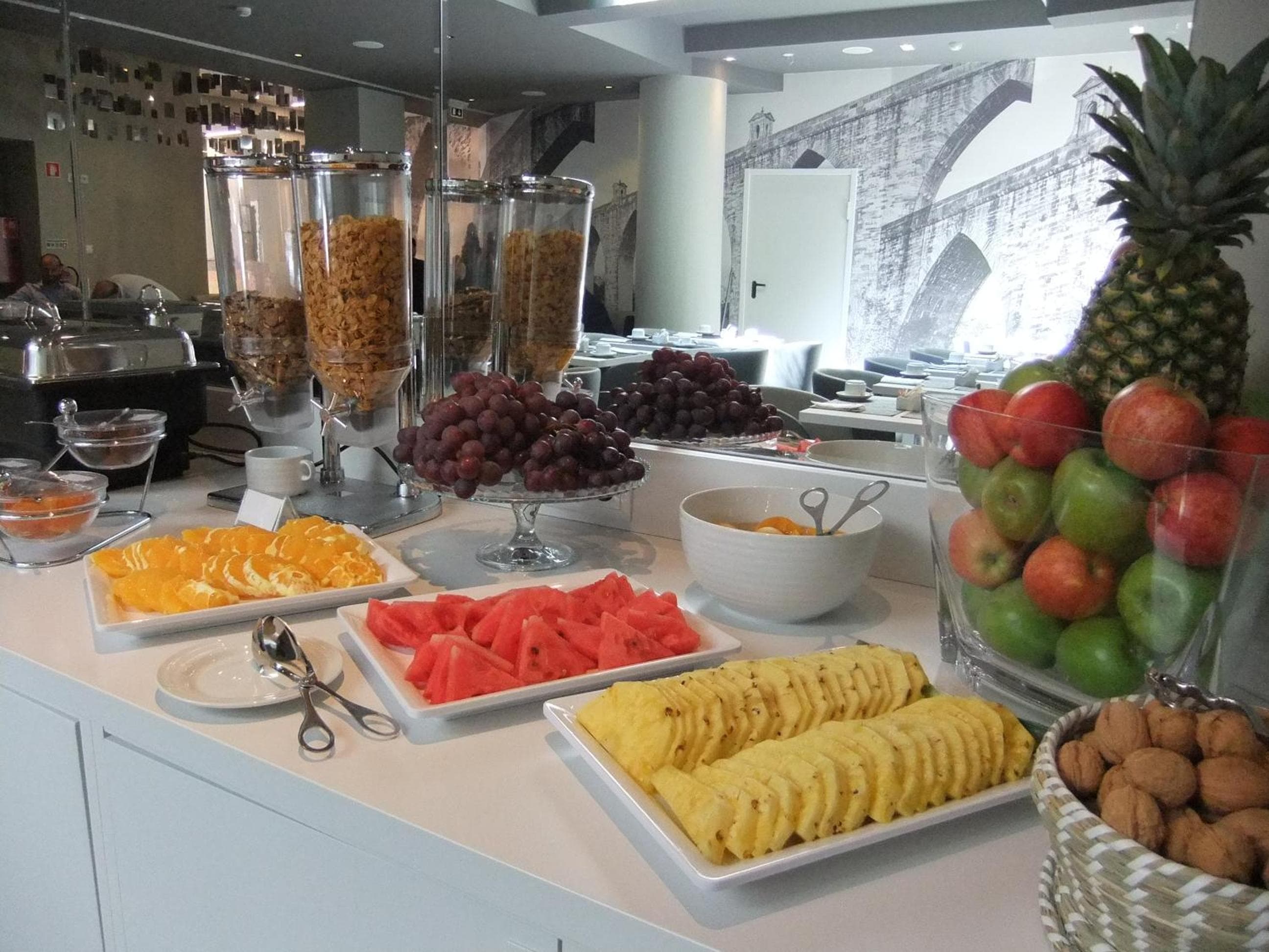 Hotel Lisboa Sao Bento — 10