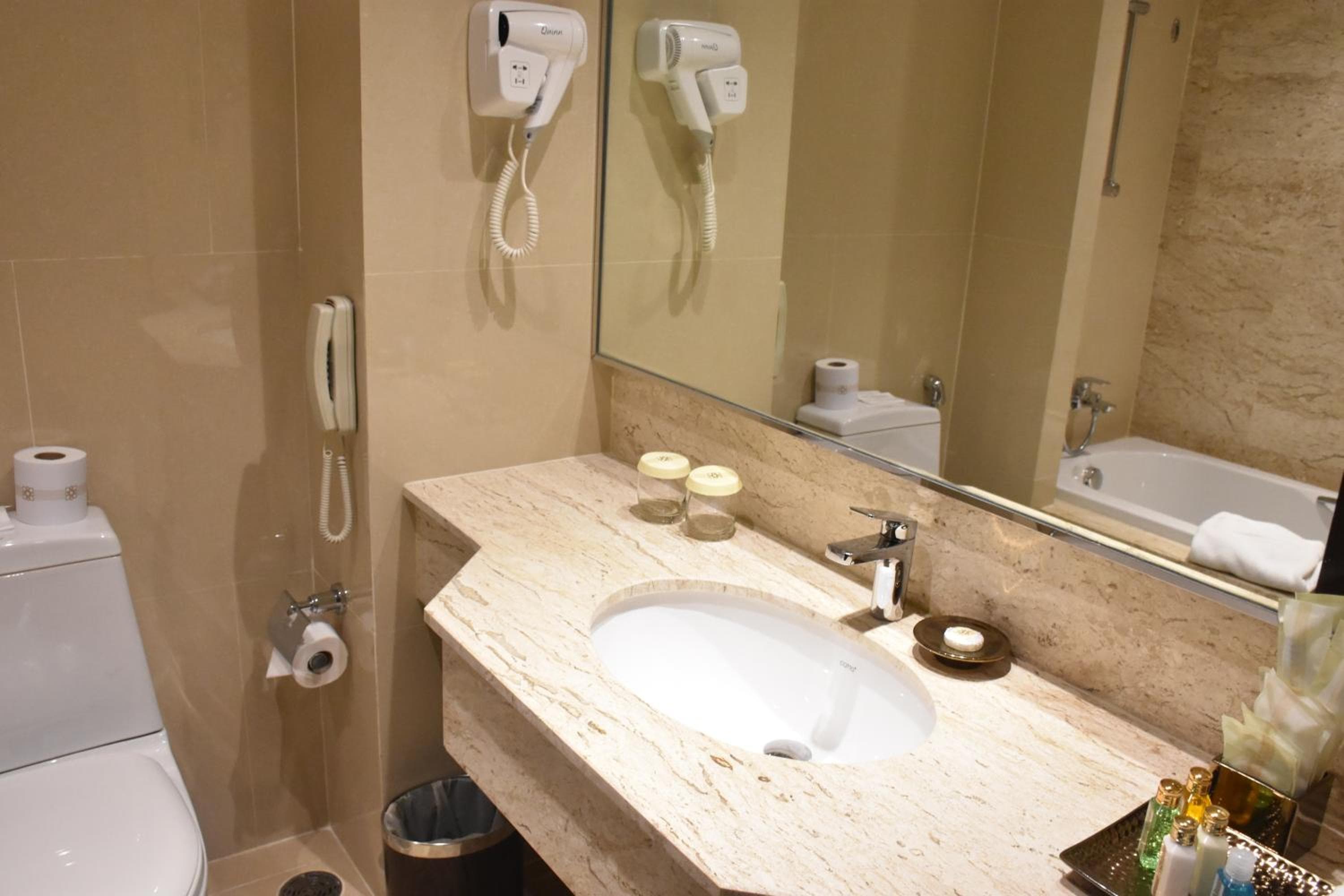Al Meroz Hotel Bangkok - The Leading Halal Hotel — 22