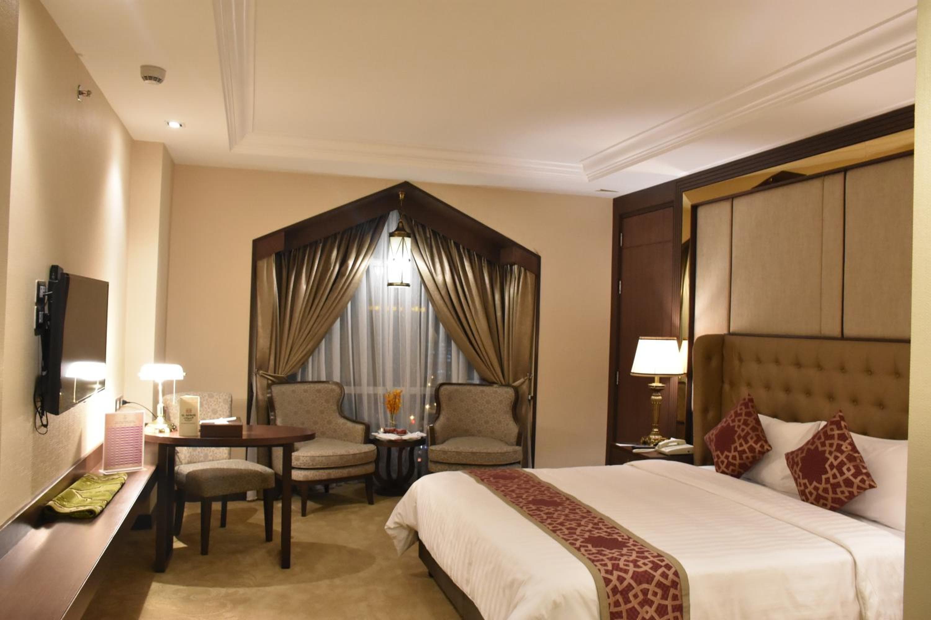 Al Meroz Hotel Bangkok - The Leading Halal Hotel — 17