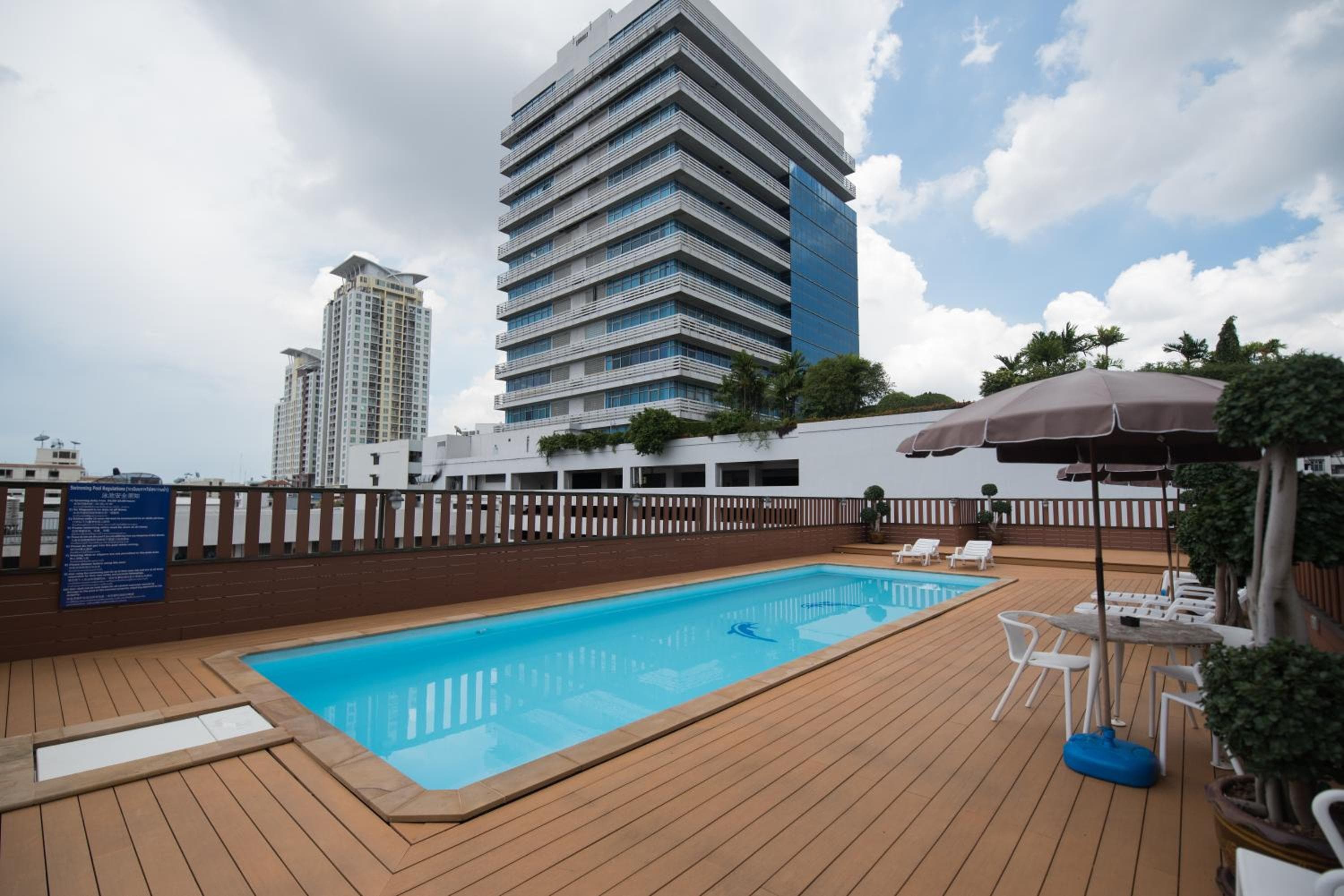 True Siam Rangnam Hotel — 6