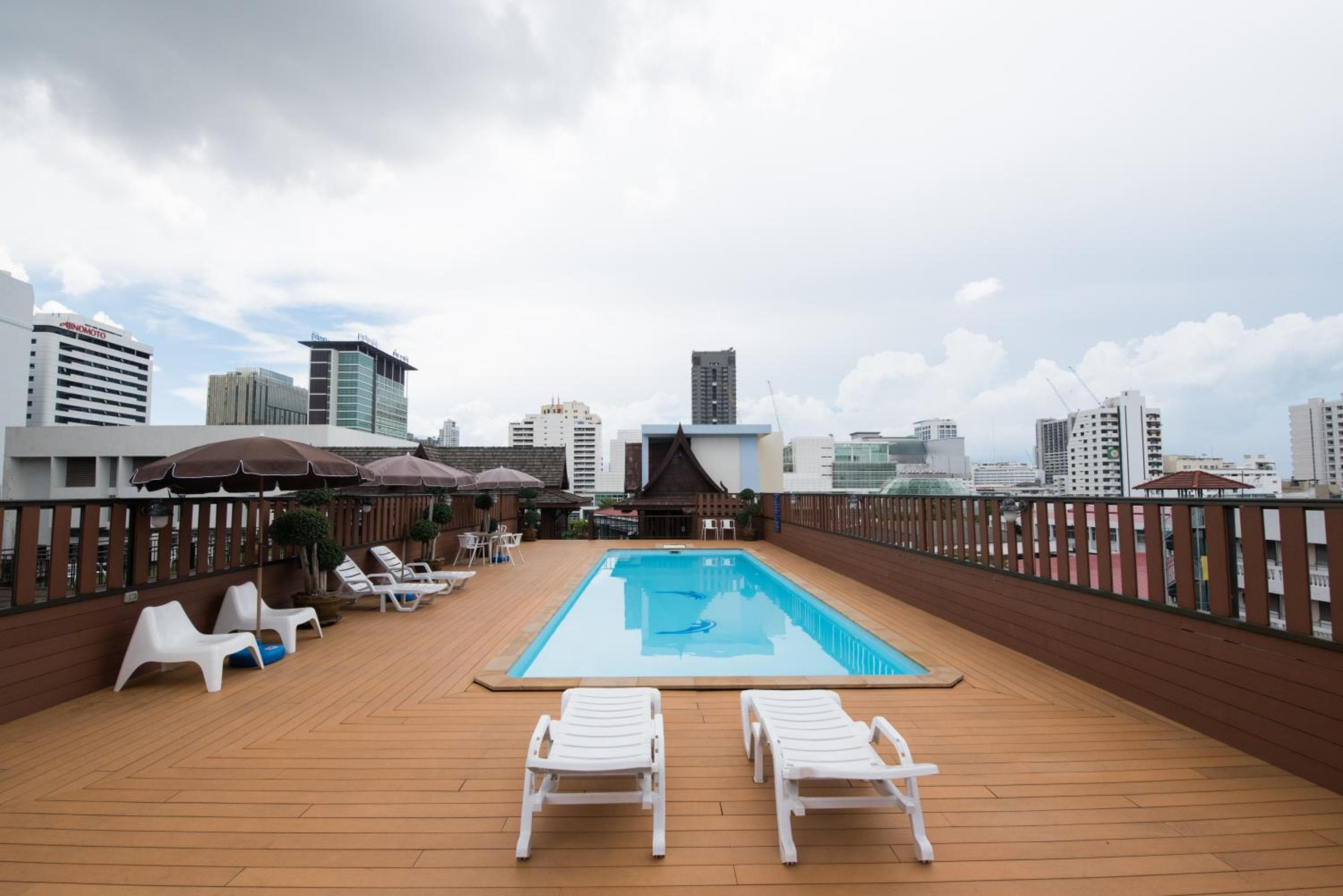 True Siam Rangnam Hotel — 17