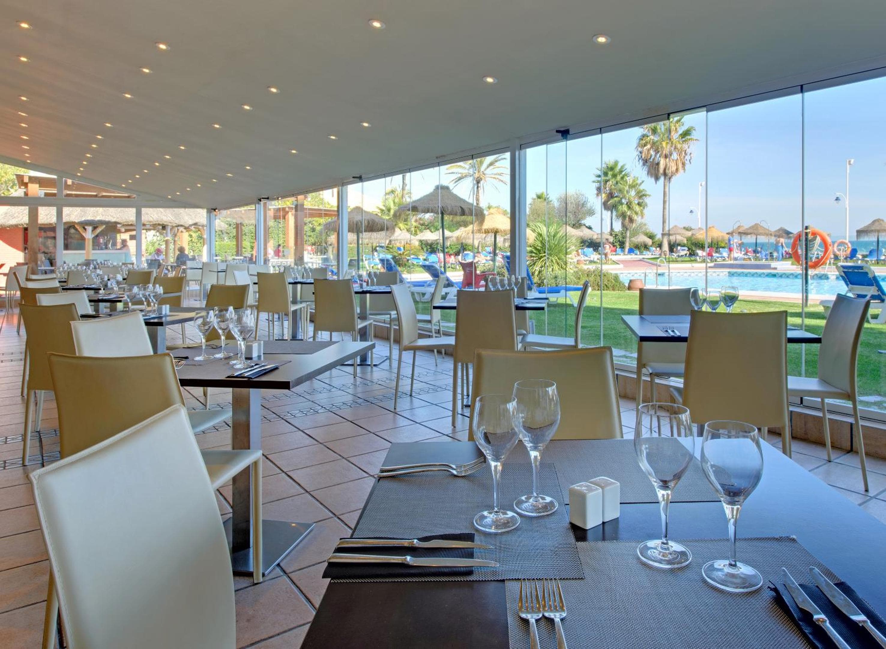 SOL by Meliá Málaga Guadalmar — 5