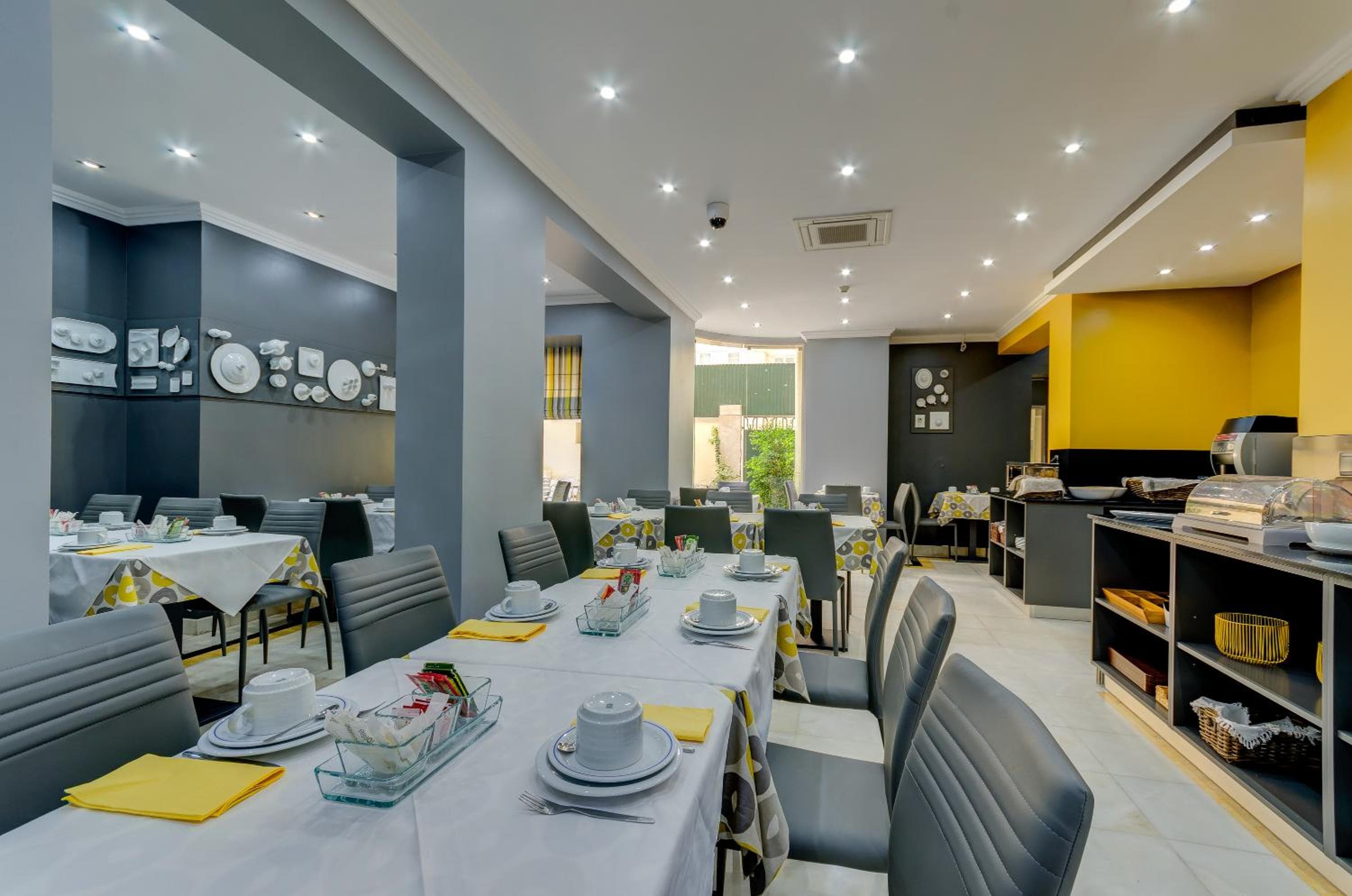 Hotel Avenida Park — 8
