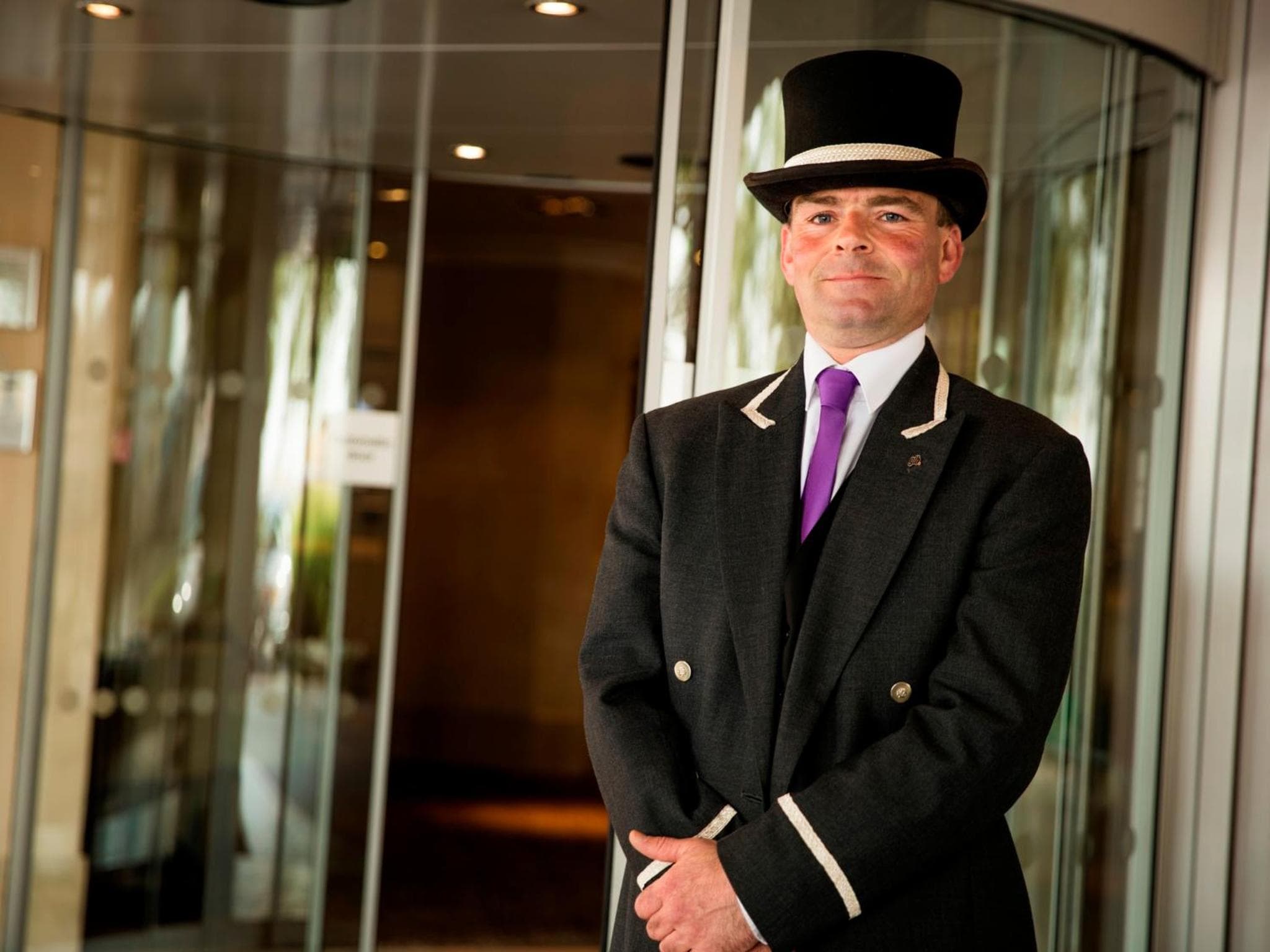 Il Tower Hotel, Londra — 22