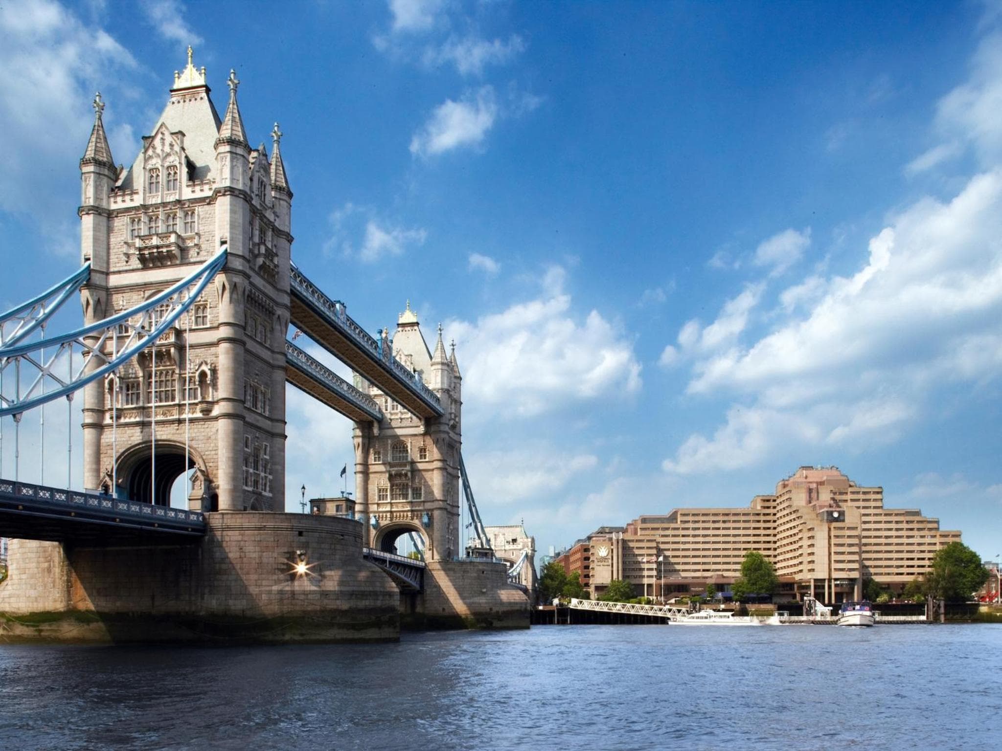 Il Tower Hotel, Londra — 3