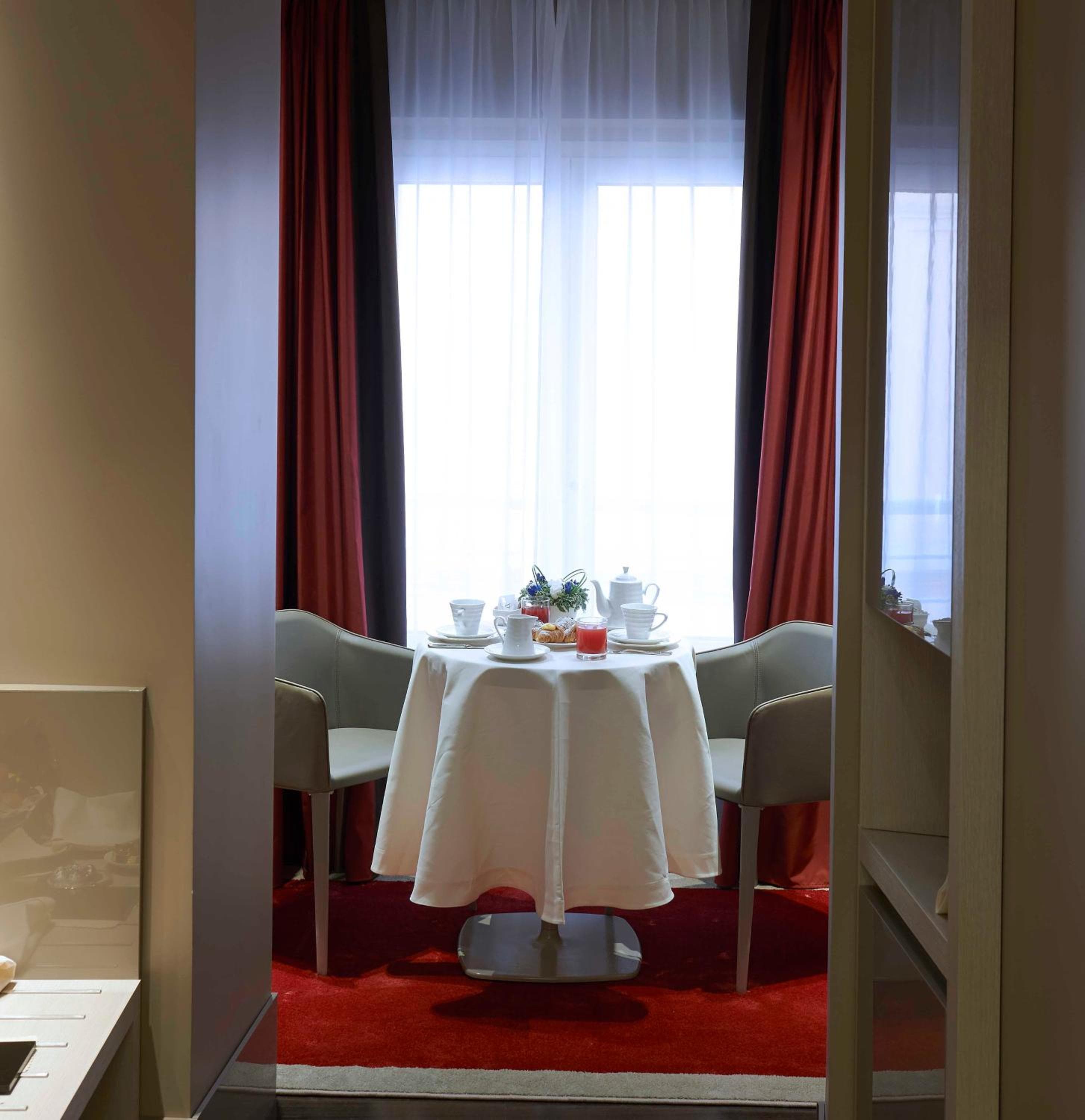Harry's Bar Trevi Hotel & Restaurant — 23