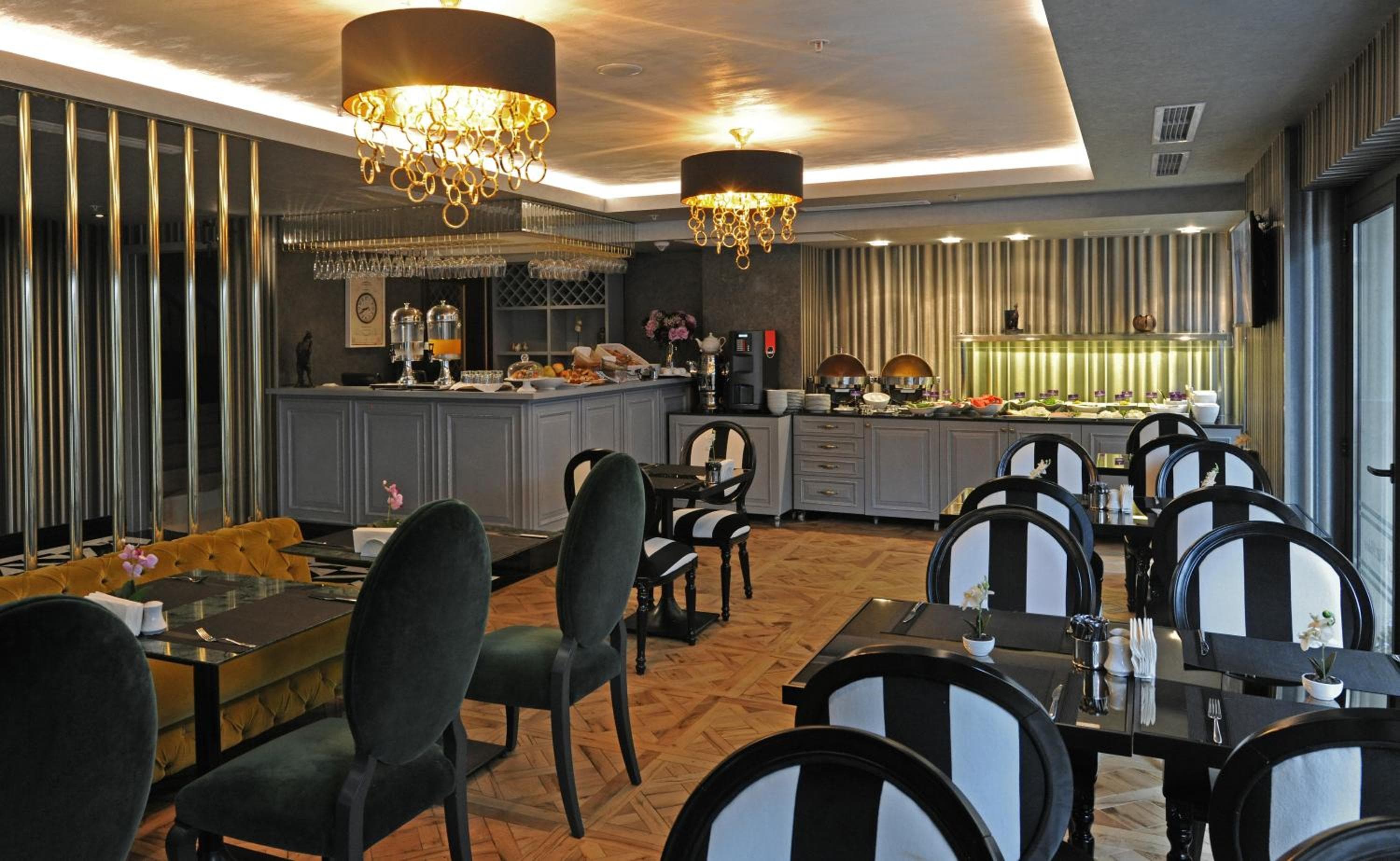 Le Petit Palace Hotel - Special Category — 4
