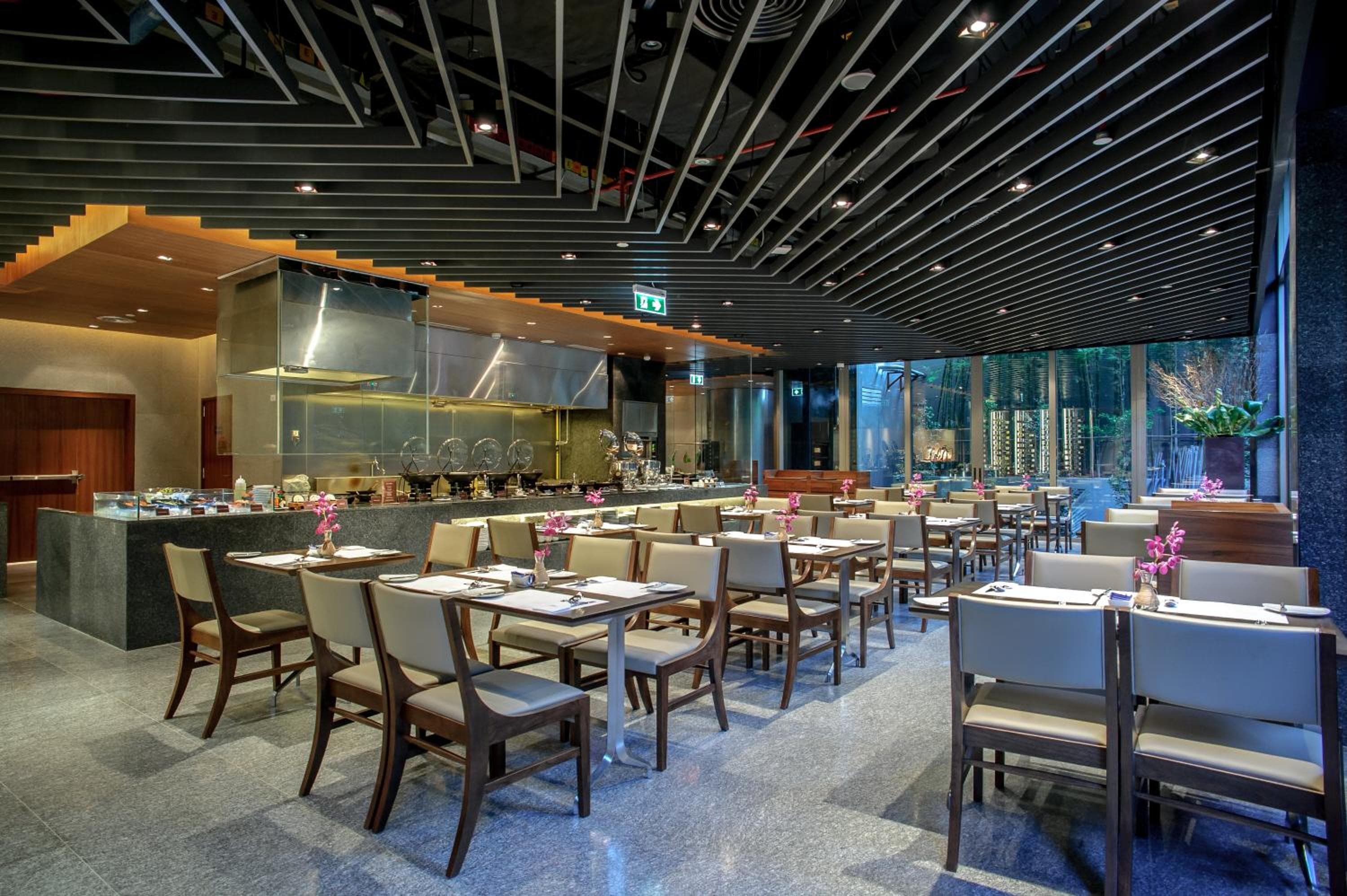 Amara Bangkok Hotel hotel, 180/1 Surawong Road, Sipraya, Bangrak, Bangkok, Thailand — photo 83