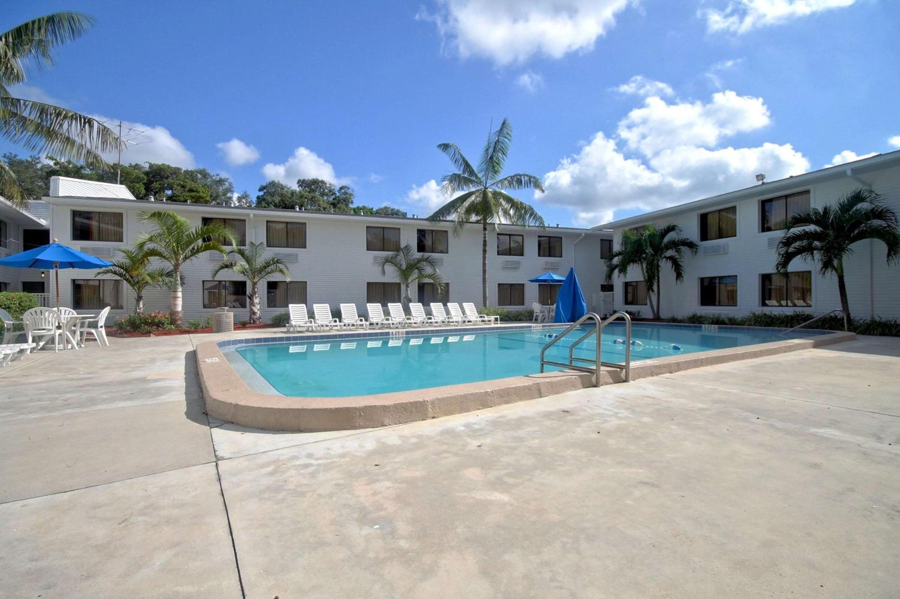 Motel 6-Fort Lauderdale, FL — 16