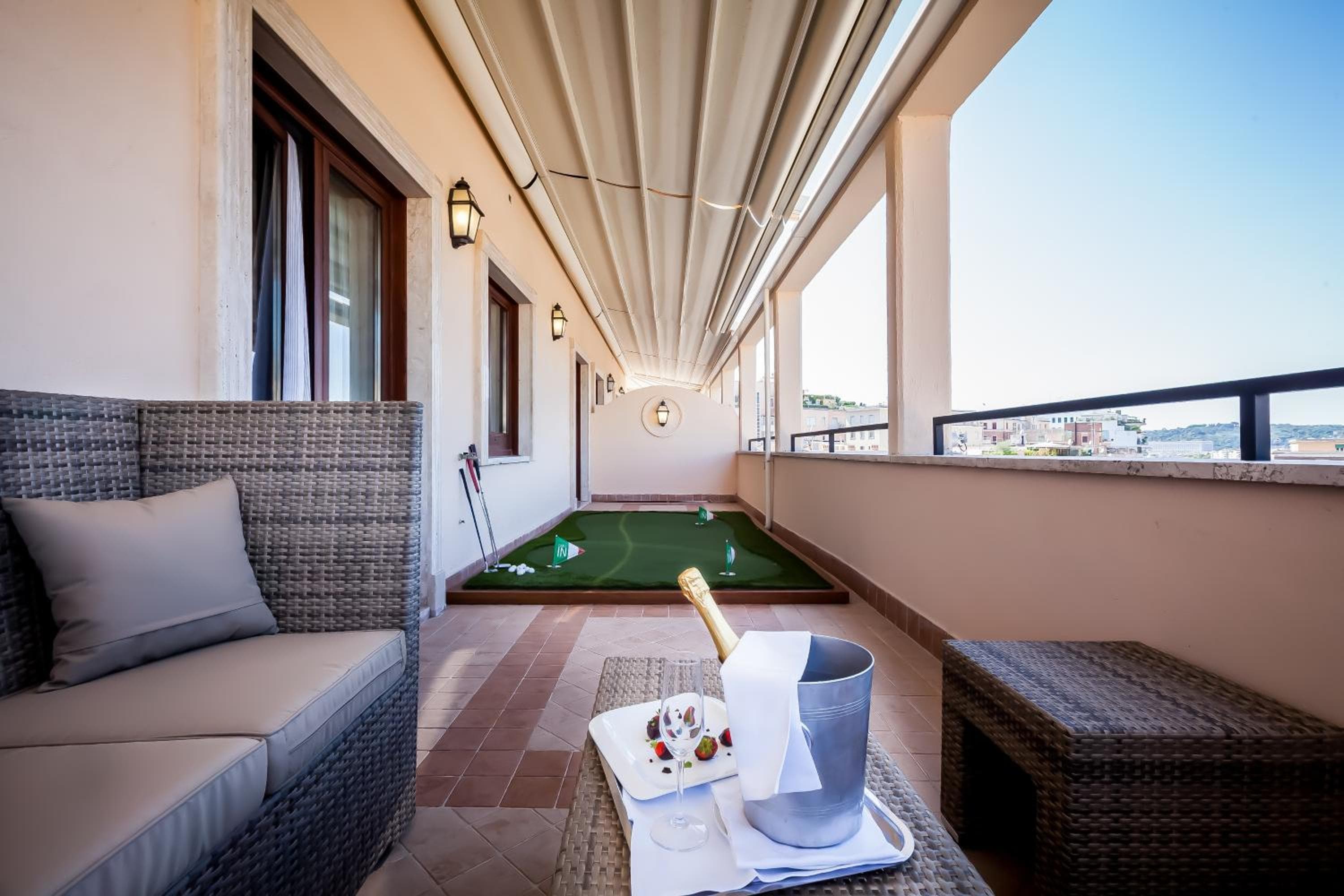 Radisson Blu GHR Rome — 30