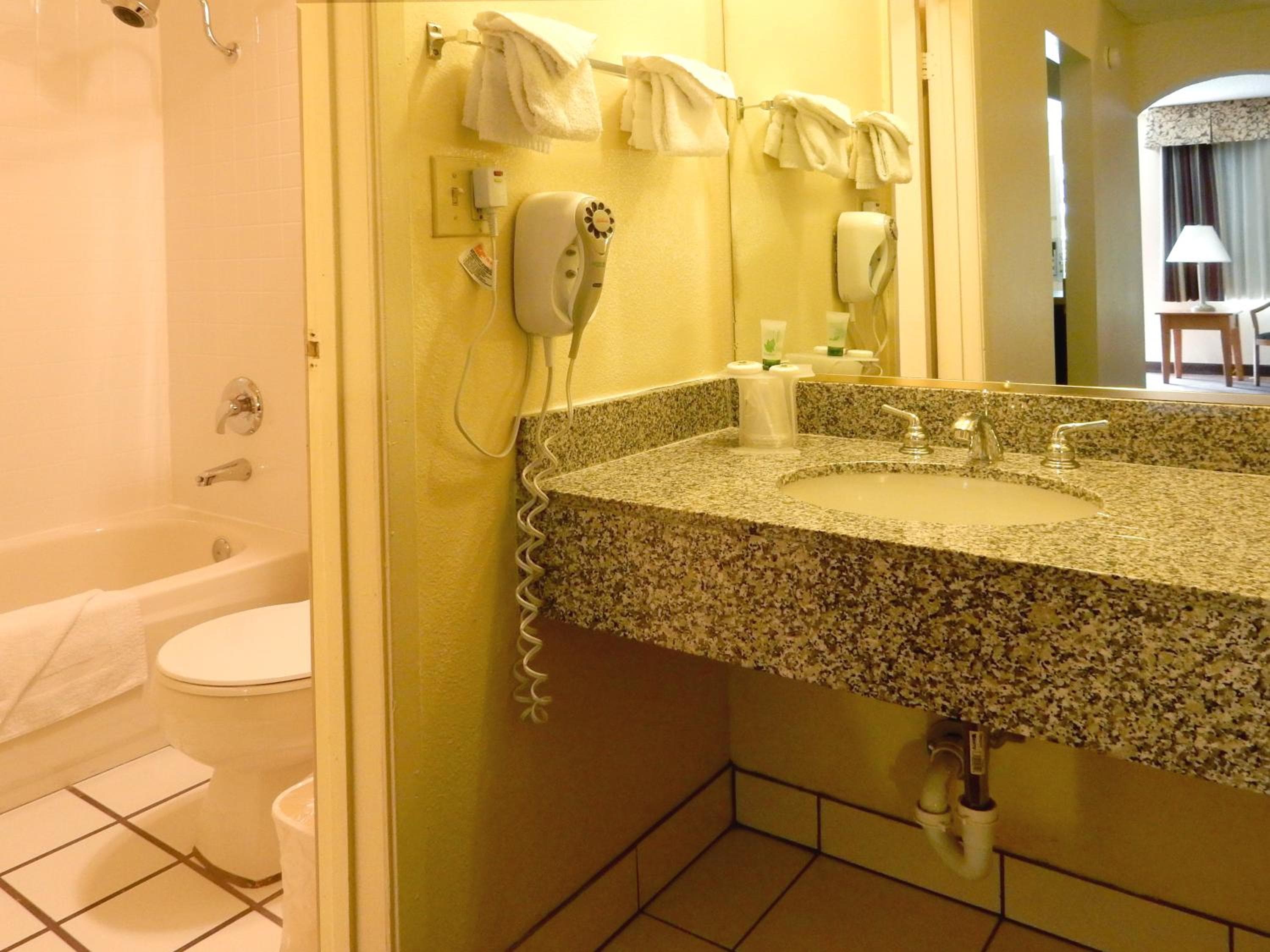 Mardi Gras Hotel & Casino — 28