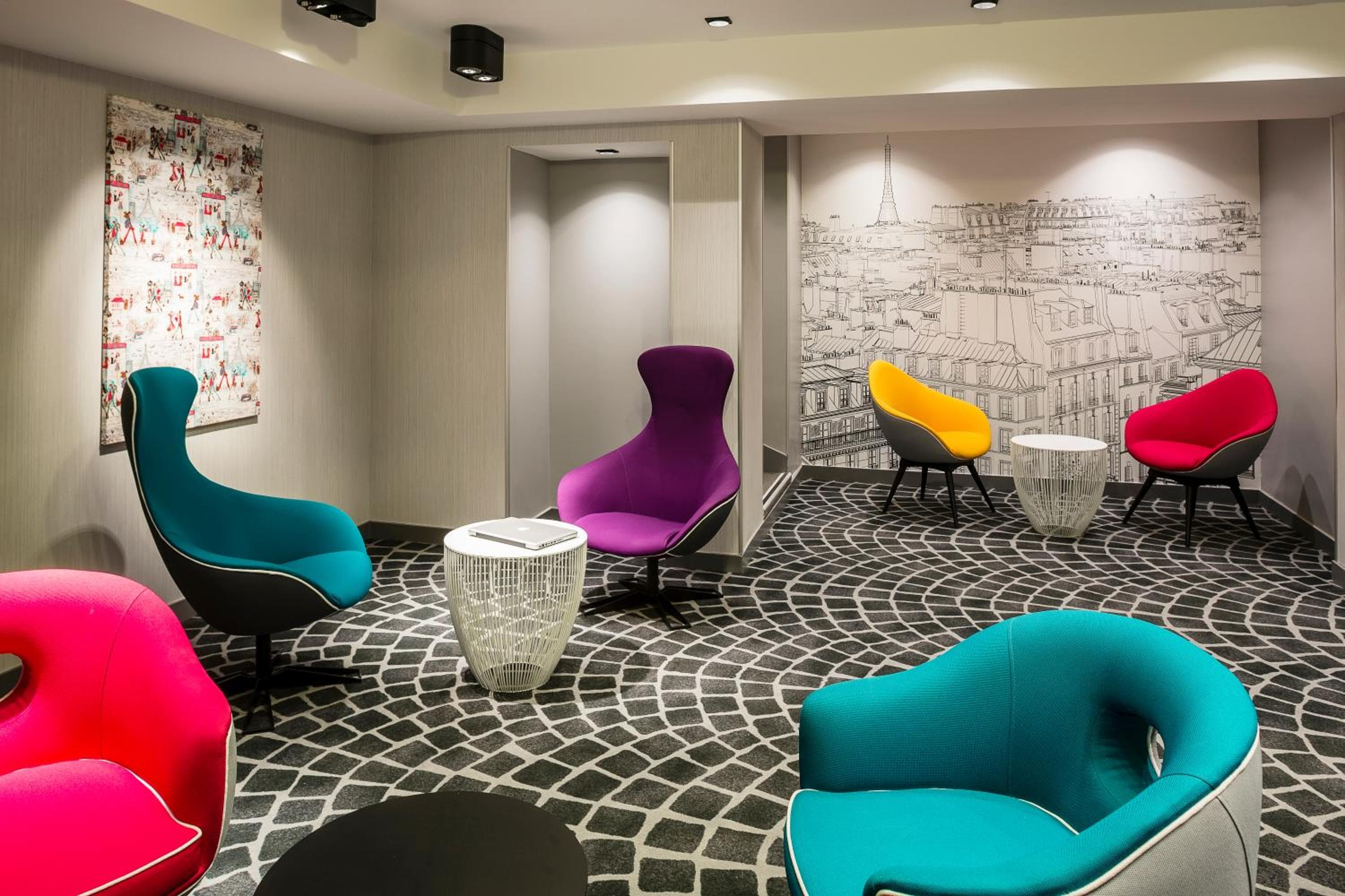 Hotel Paris Vaugirard — 10