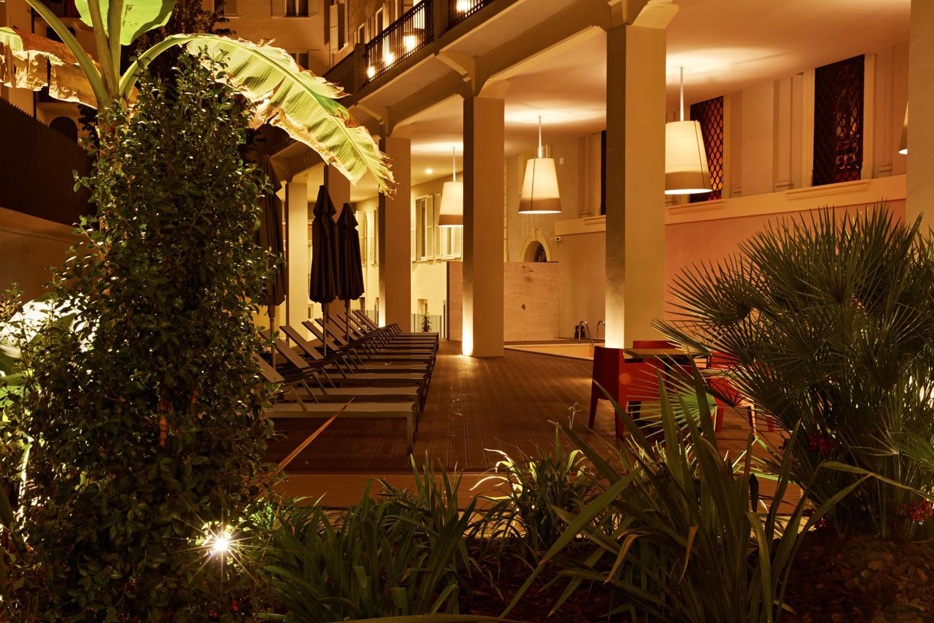 Hotel The Building — 24