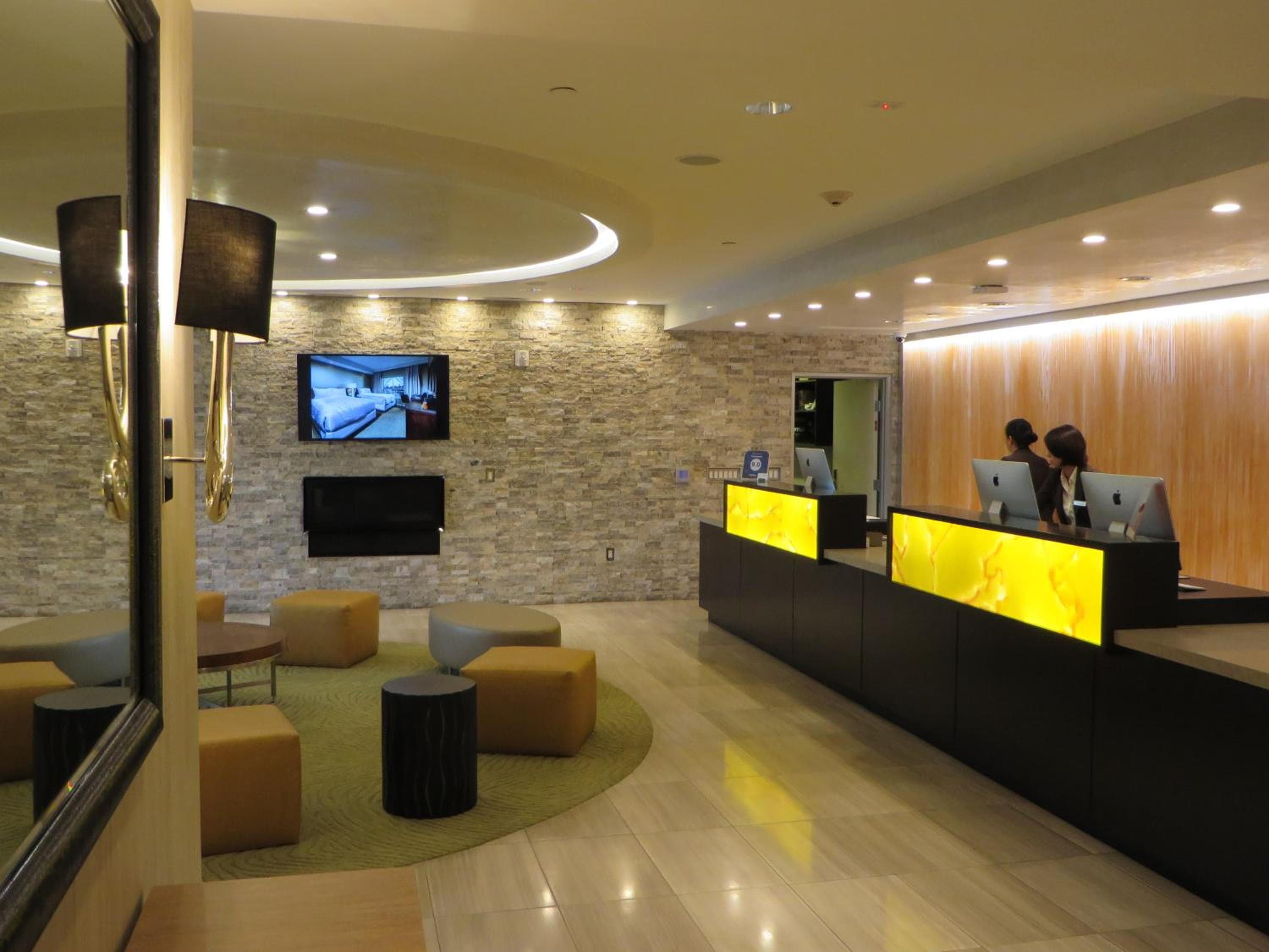 Hotel Avventura — 23