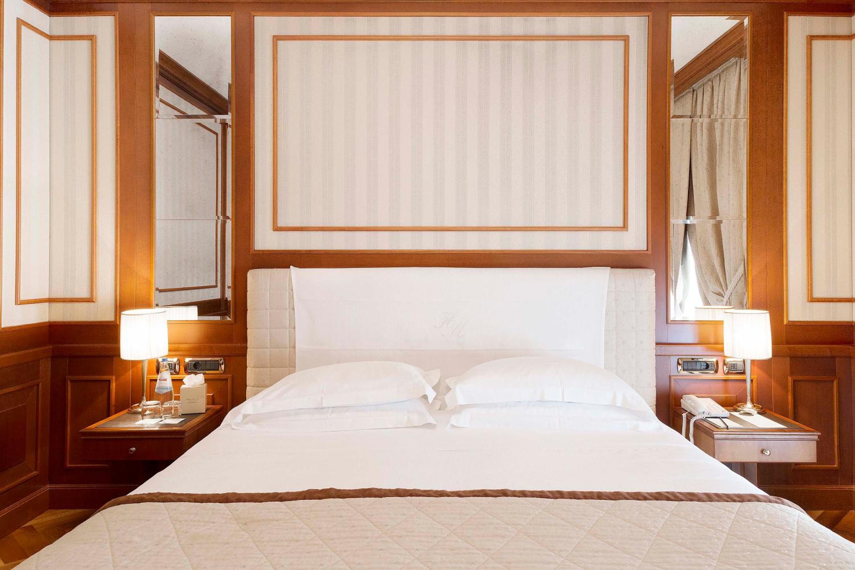 Albergo Manzoni — 28