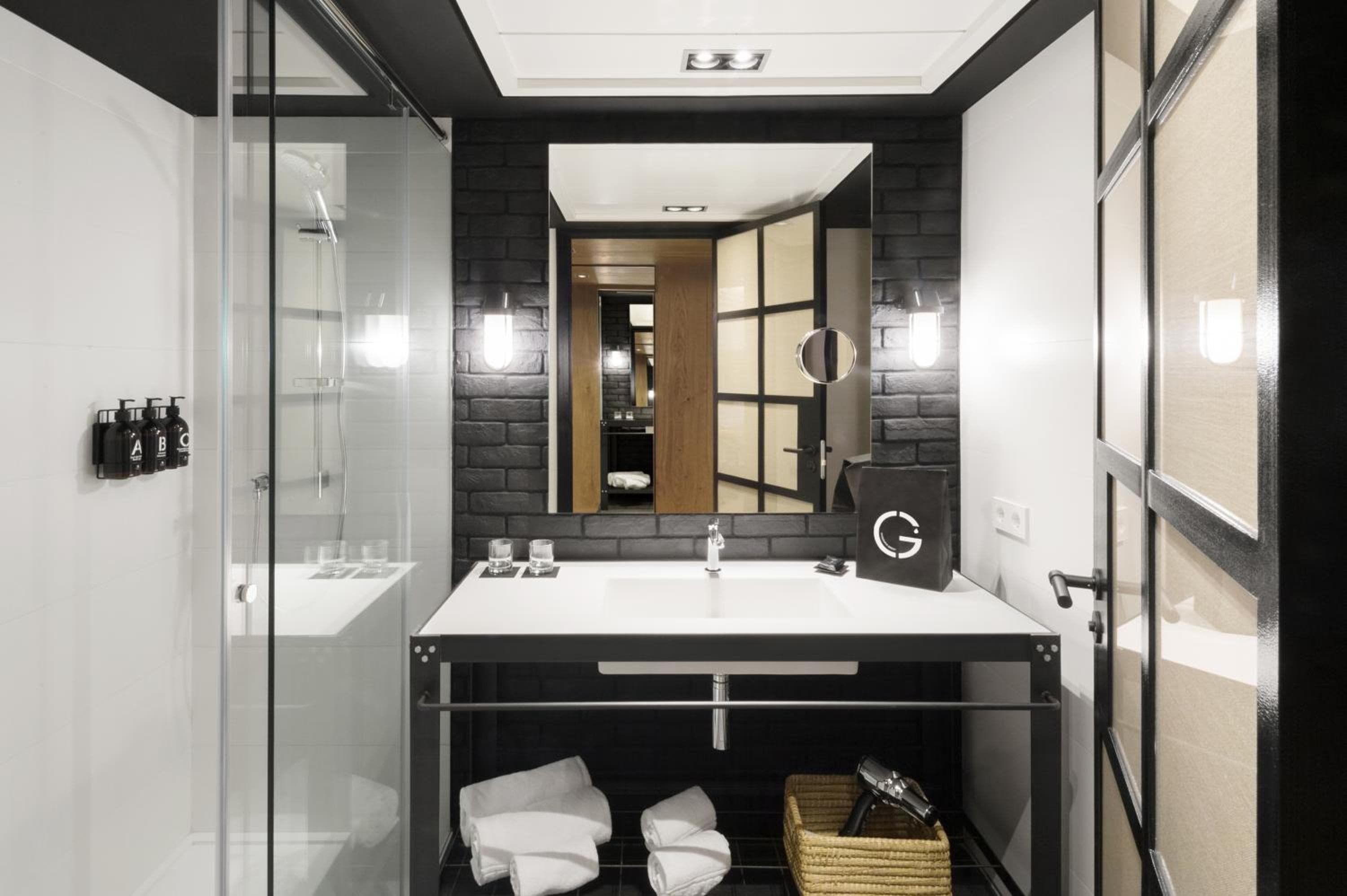 The Corner Hotel hotel, Mallorca 178, Barcelona, Spain — photo 32