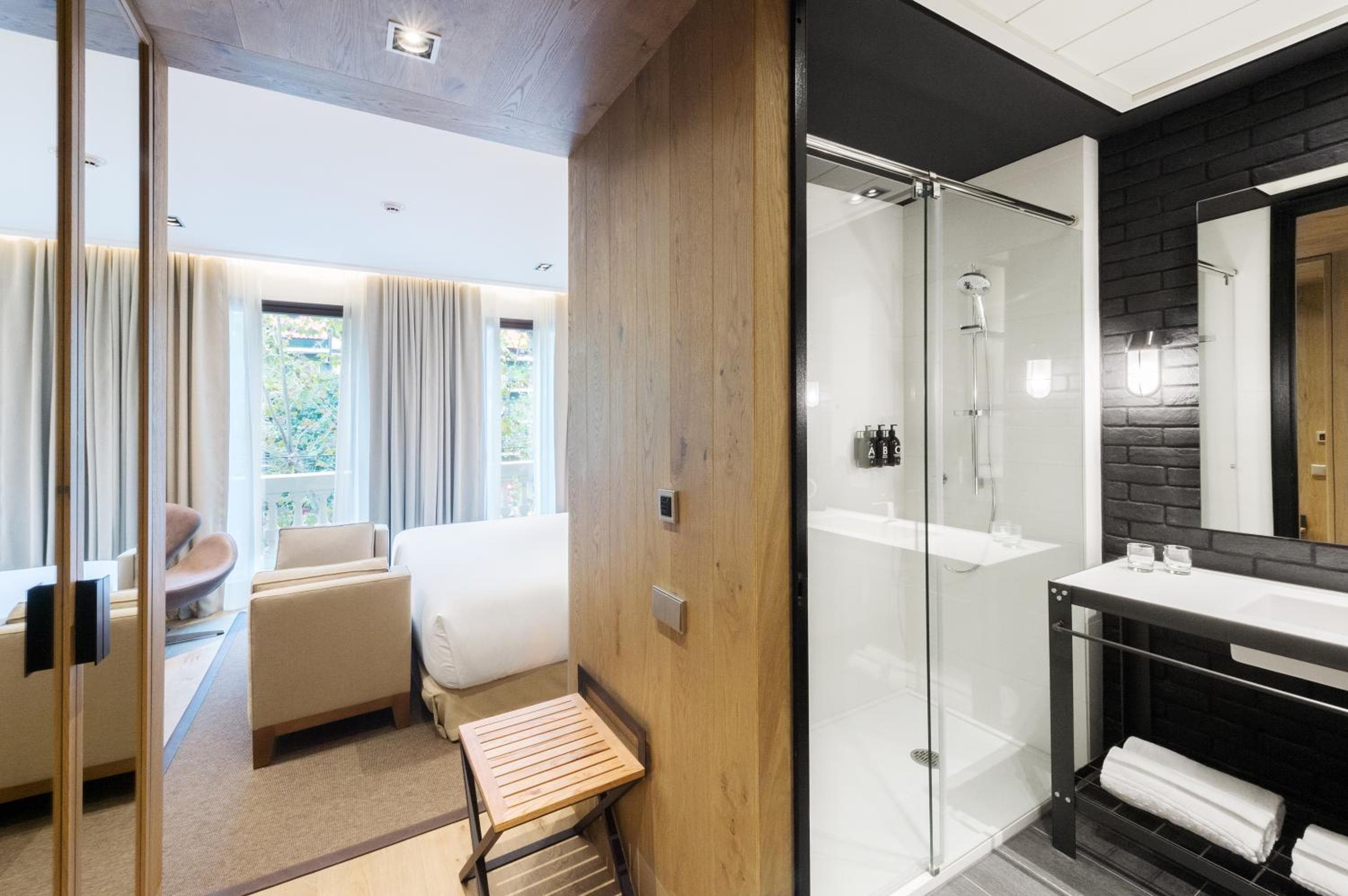 The Corner Hotel hotel, Mallorca 178, Barcelona, Spain — photo 34