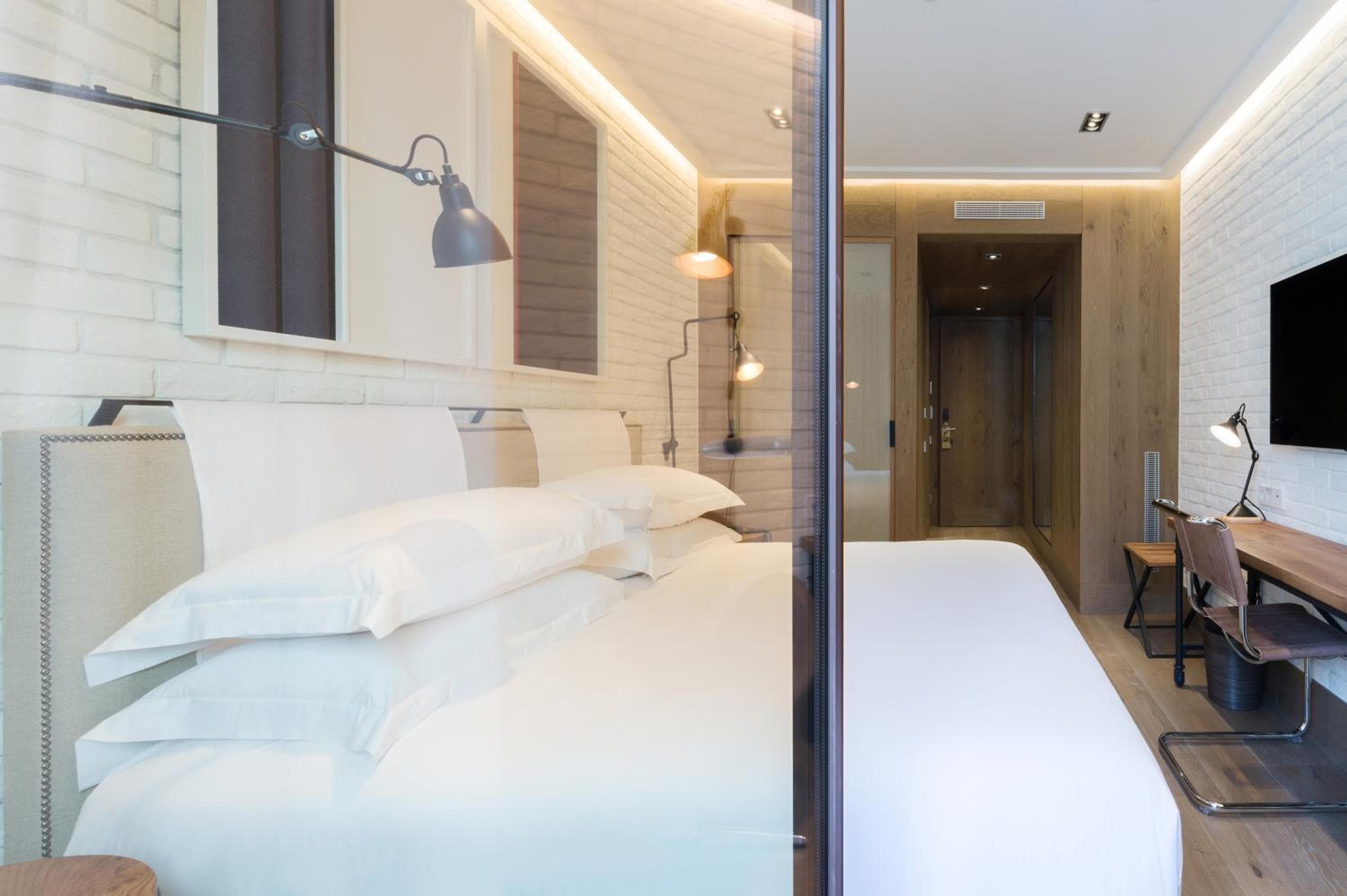 The Corner Hotel hotel, Mallorca 178, Barcelona, Spain — photo 36