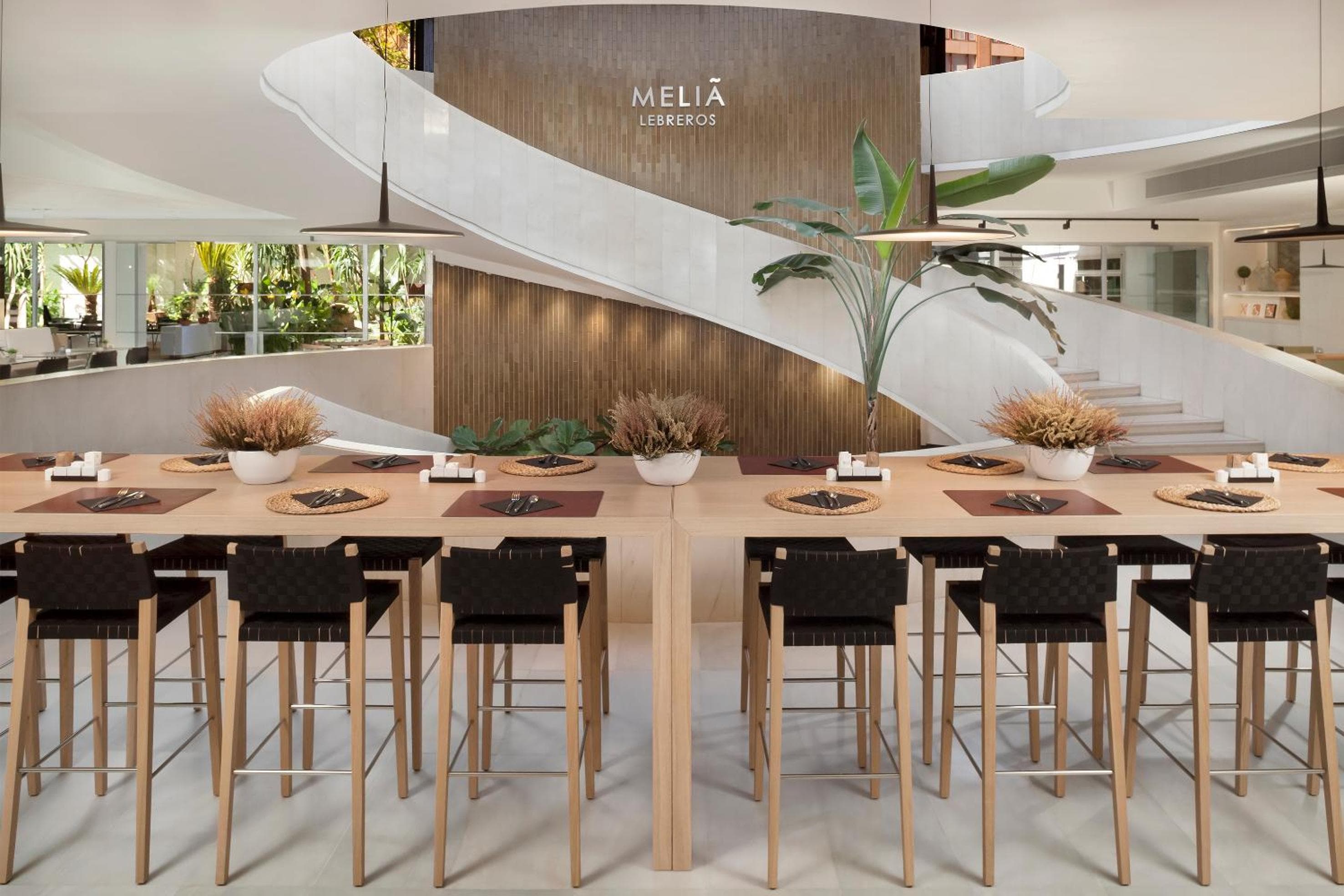 Meliá Lebreros — 10