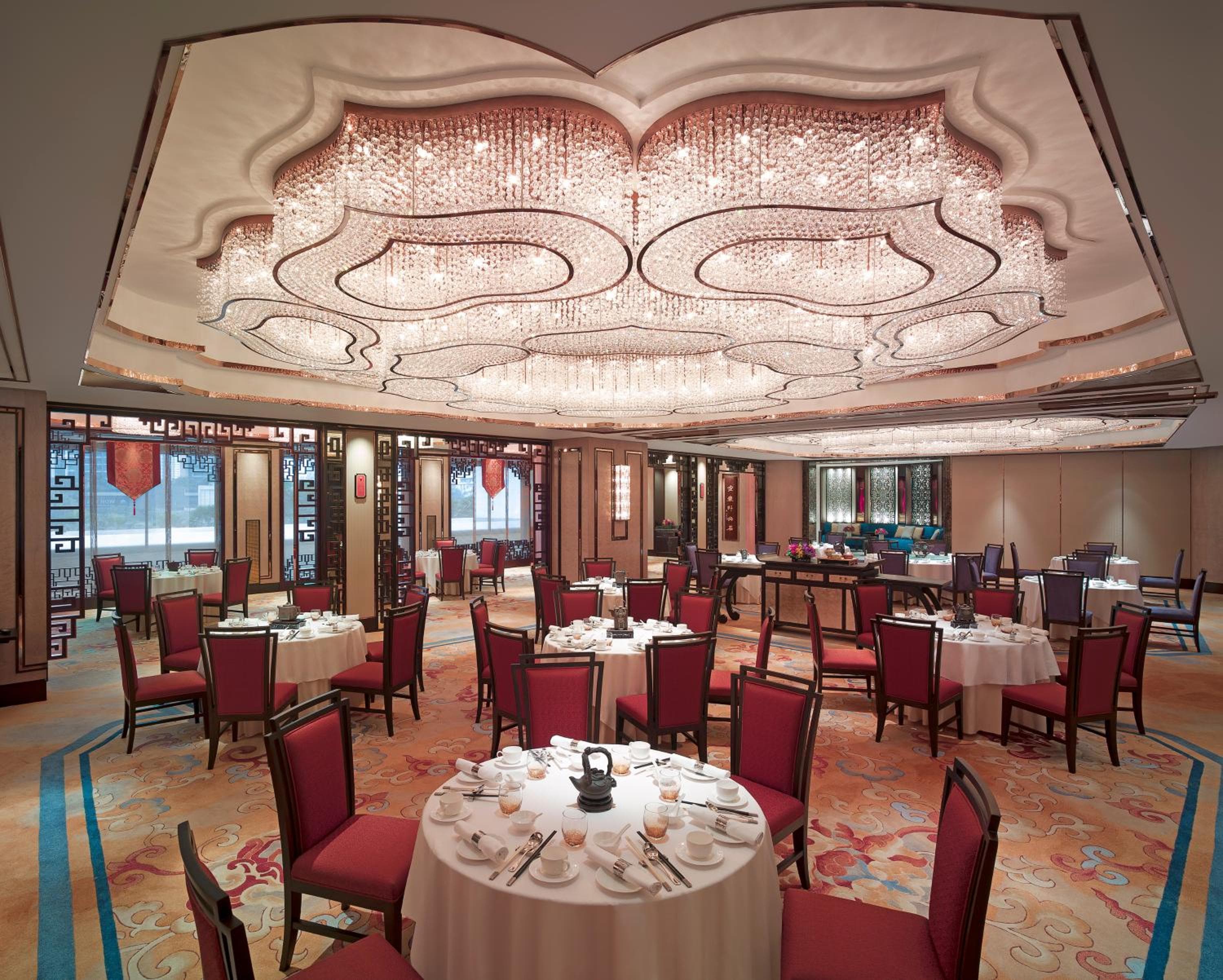 Shangri-La Bangkok hotel, 89 Soi Wat Suan Plu, Bangrak, Bangkok, Thailand — photo 124