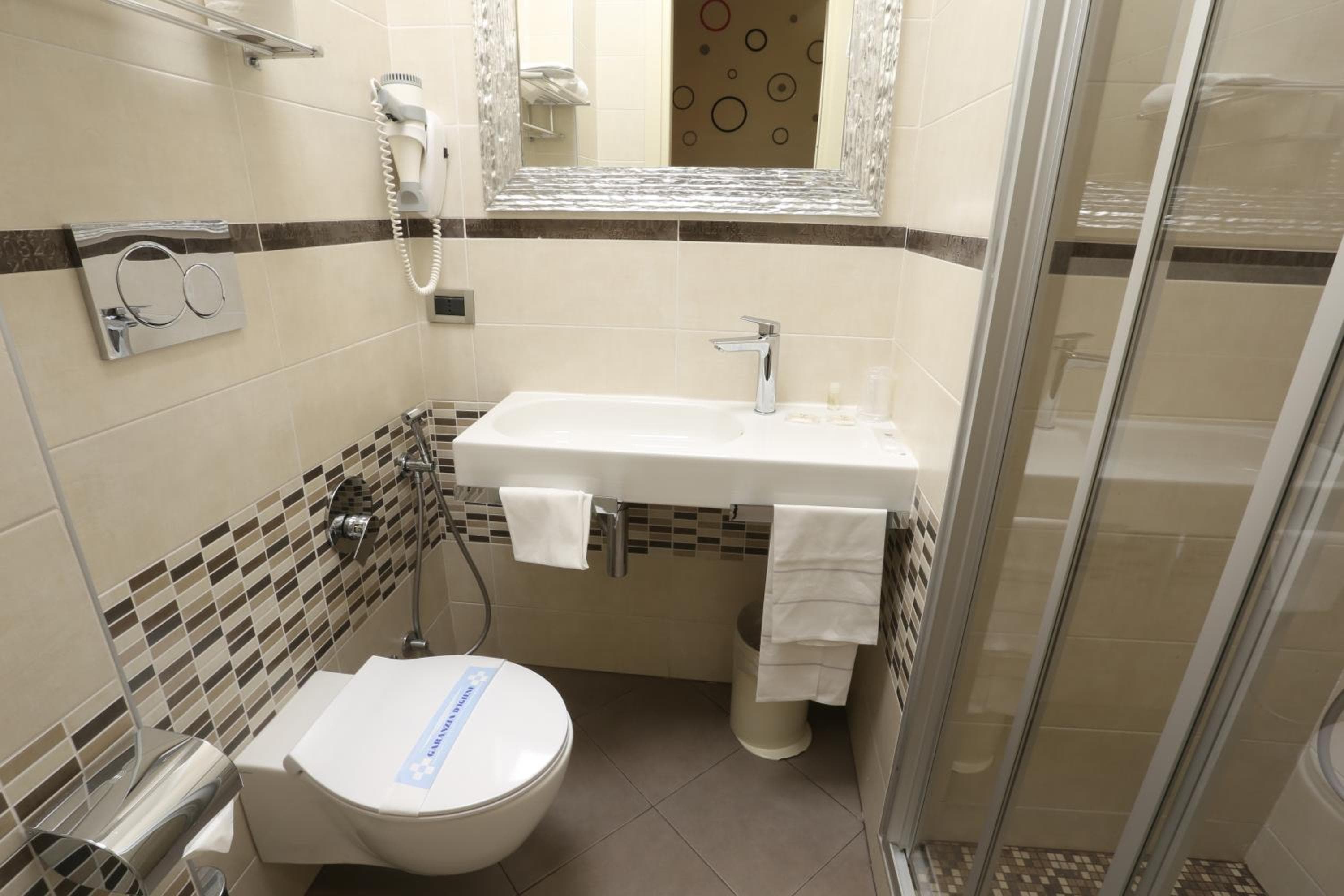 Hotel Piacenza — 15