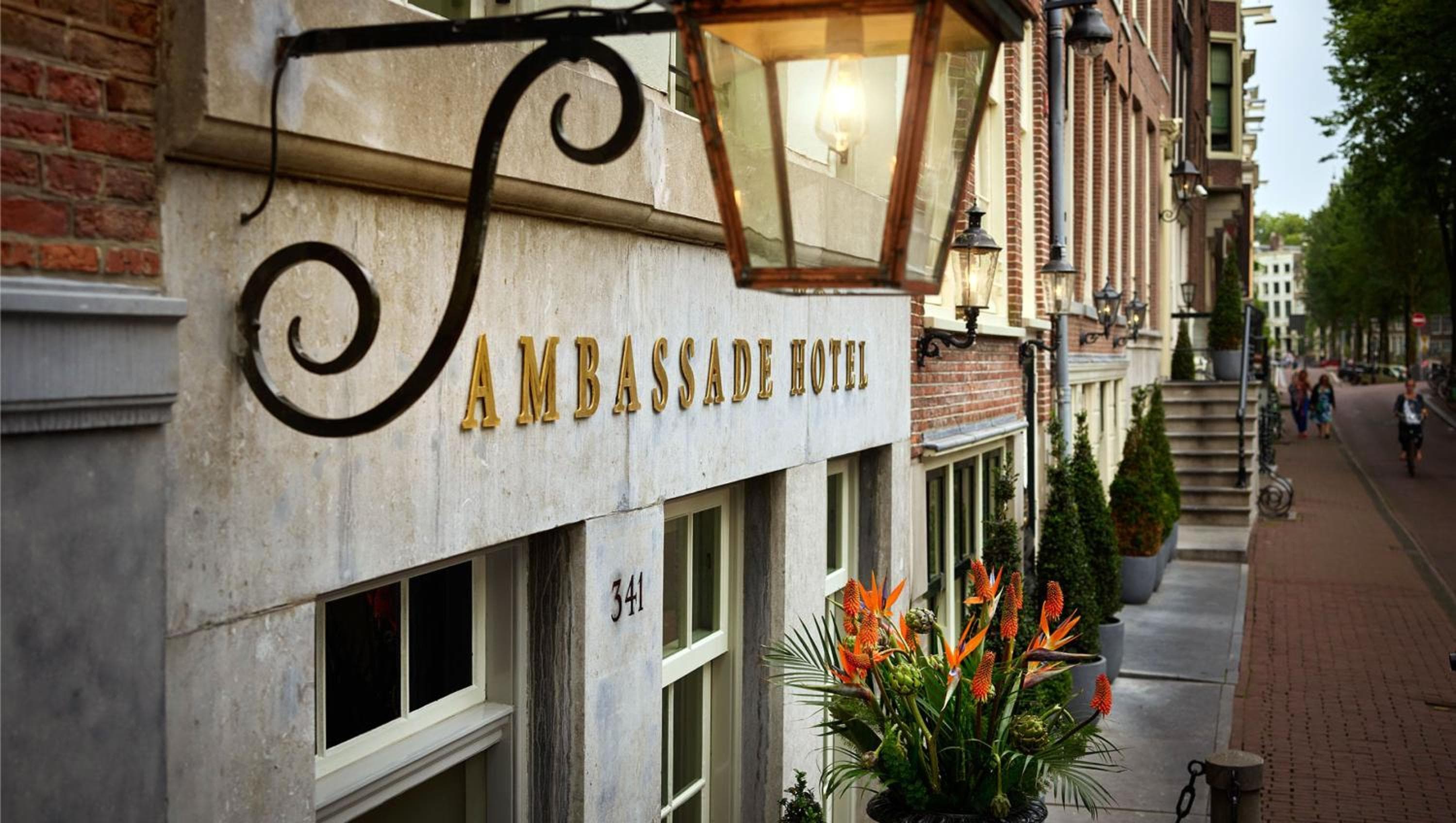 Ambassade Hotel — 14