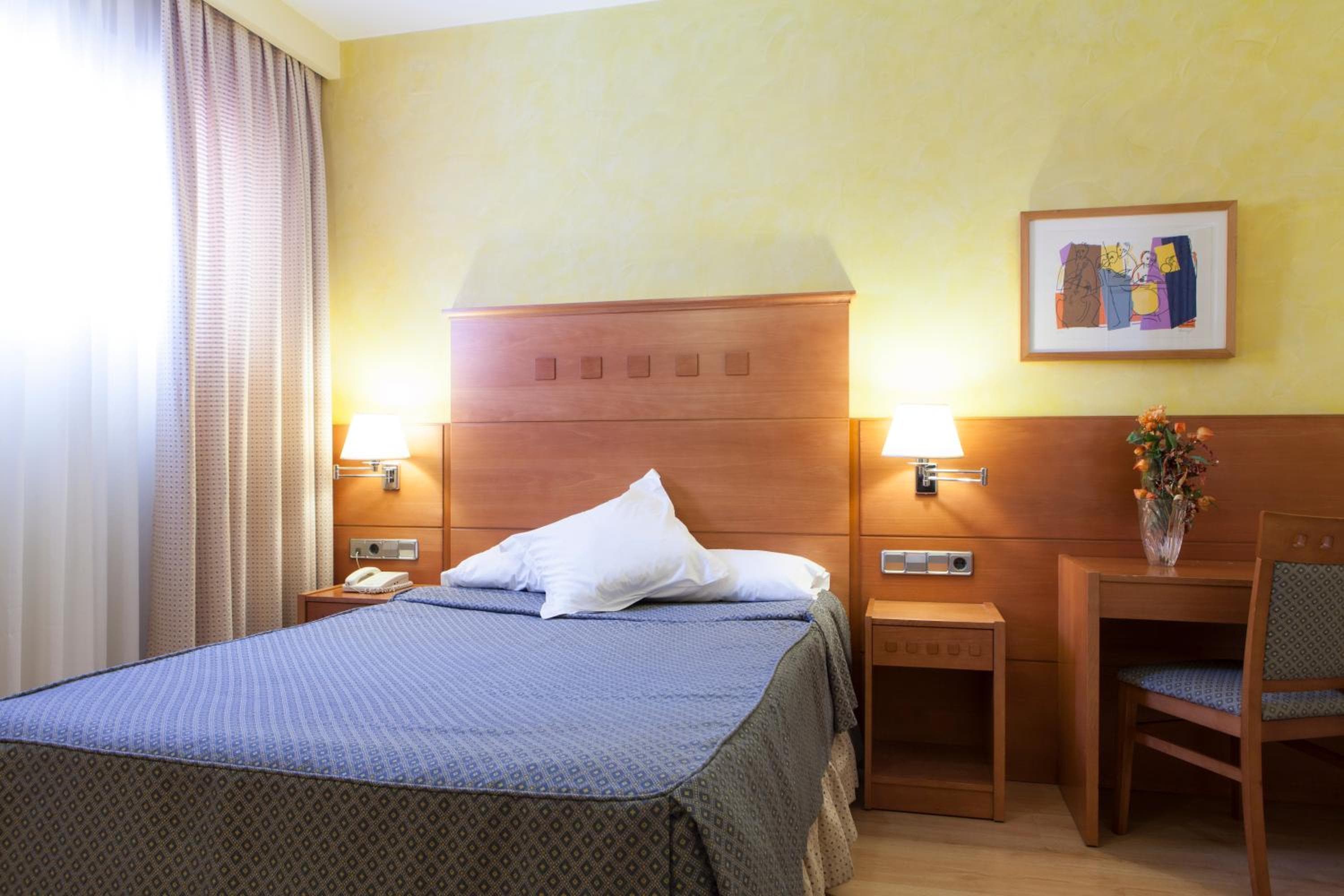 Hotel Cervantes — 9