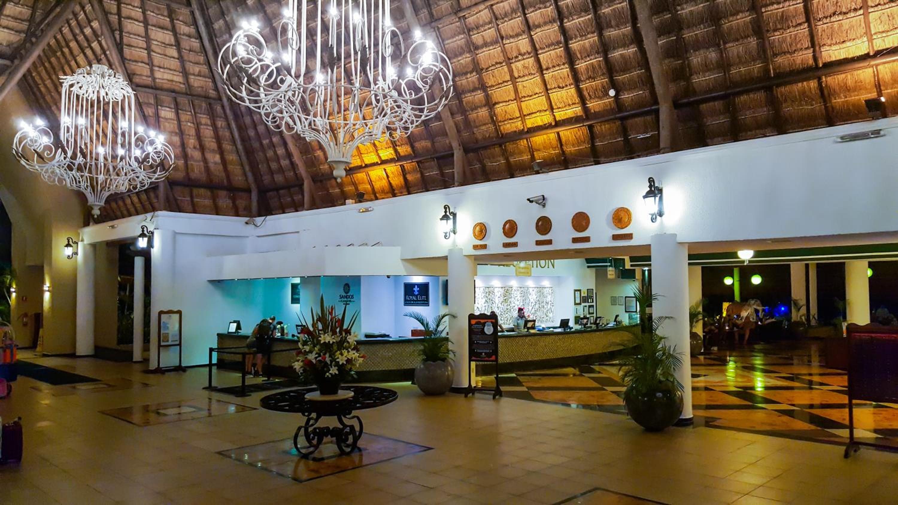 Sandos Caracol Nature Resort & Water Park All Inclusive — 1