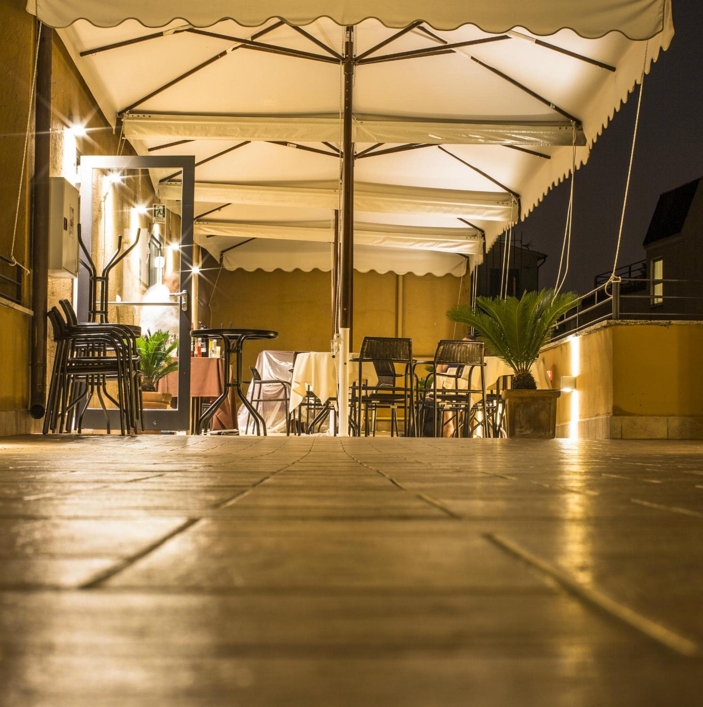 Hotel Monte Cenci — 9