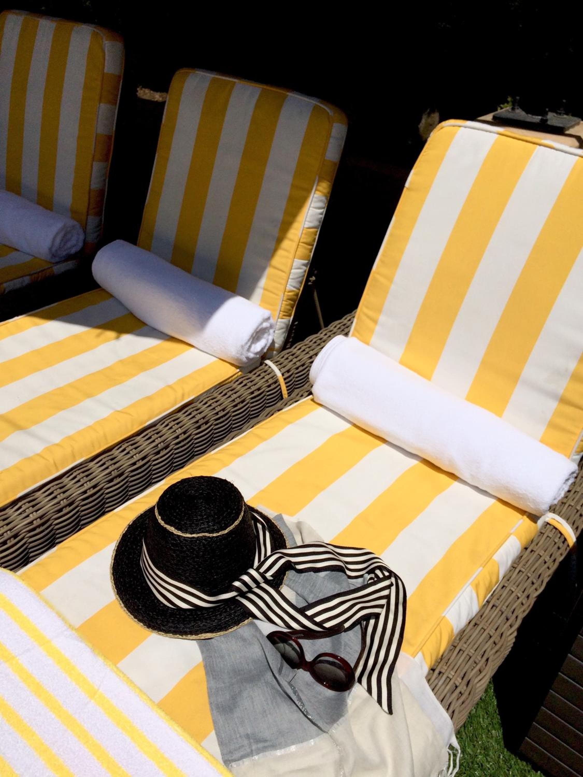 Hollywood Hotel — 5