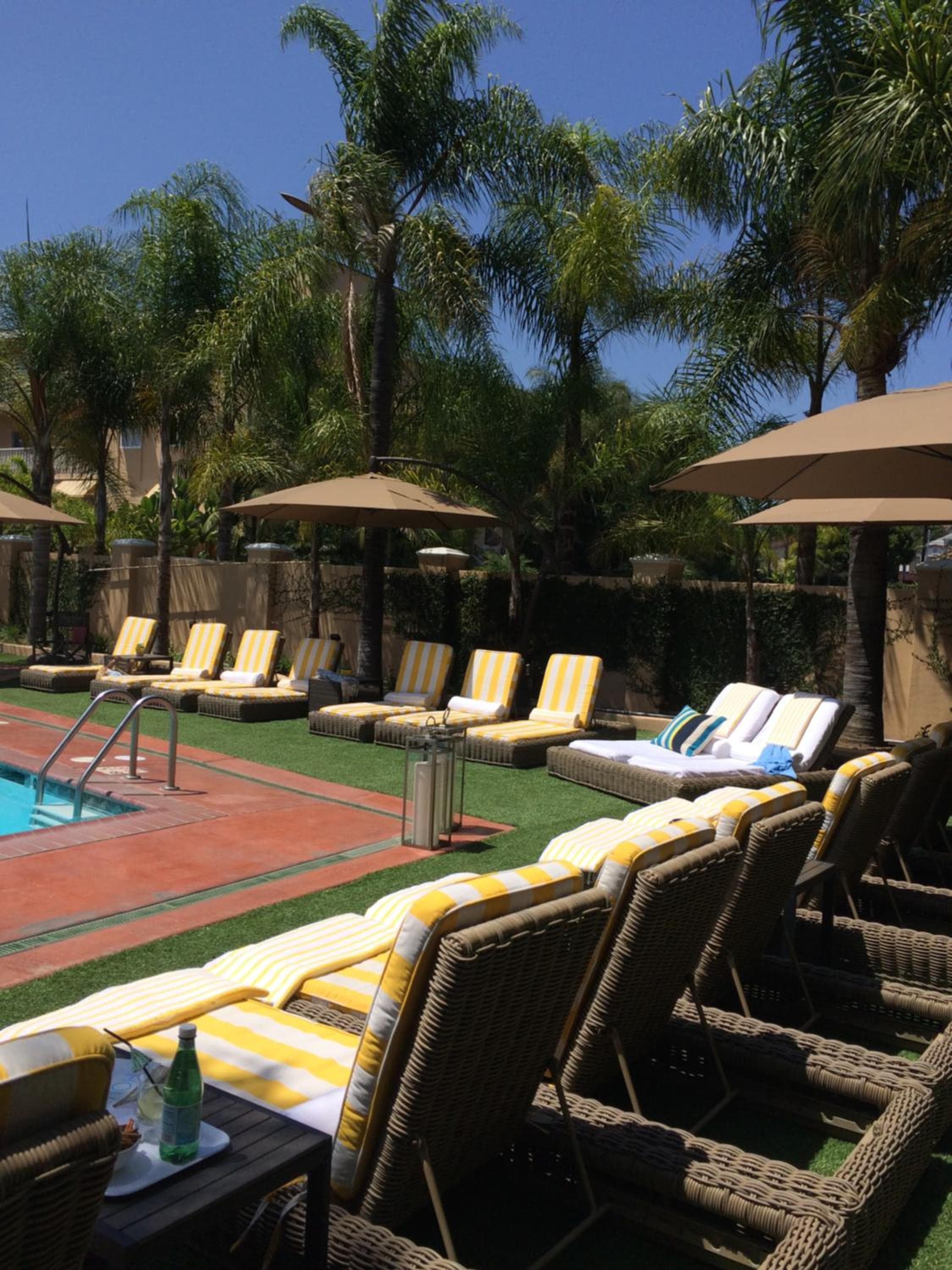 Hollywood Hotel — 8