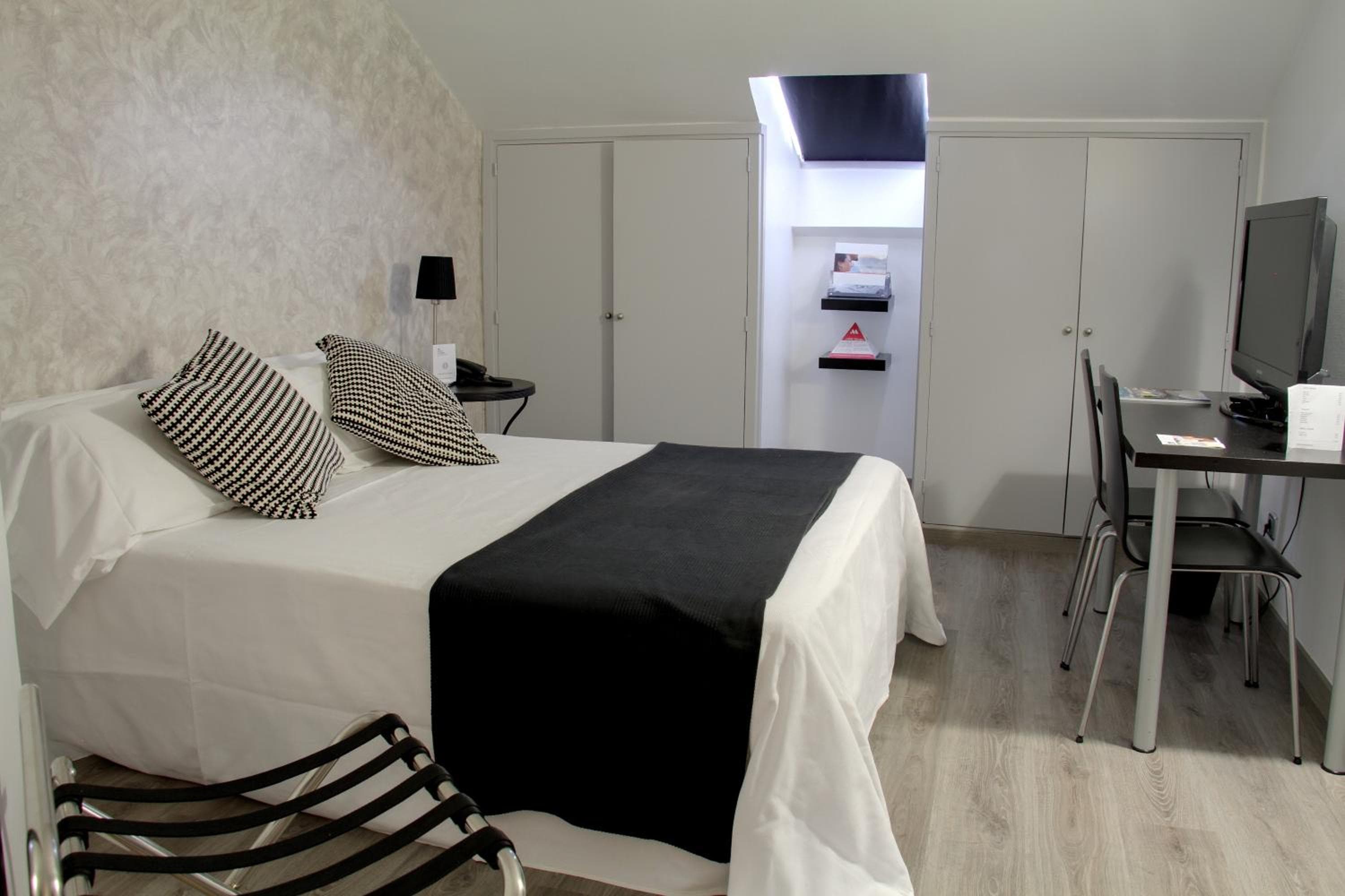 Aparthotel Atenea Calabria — 26