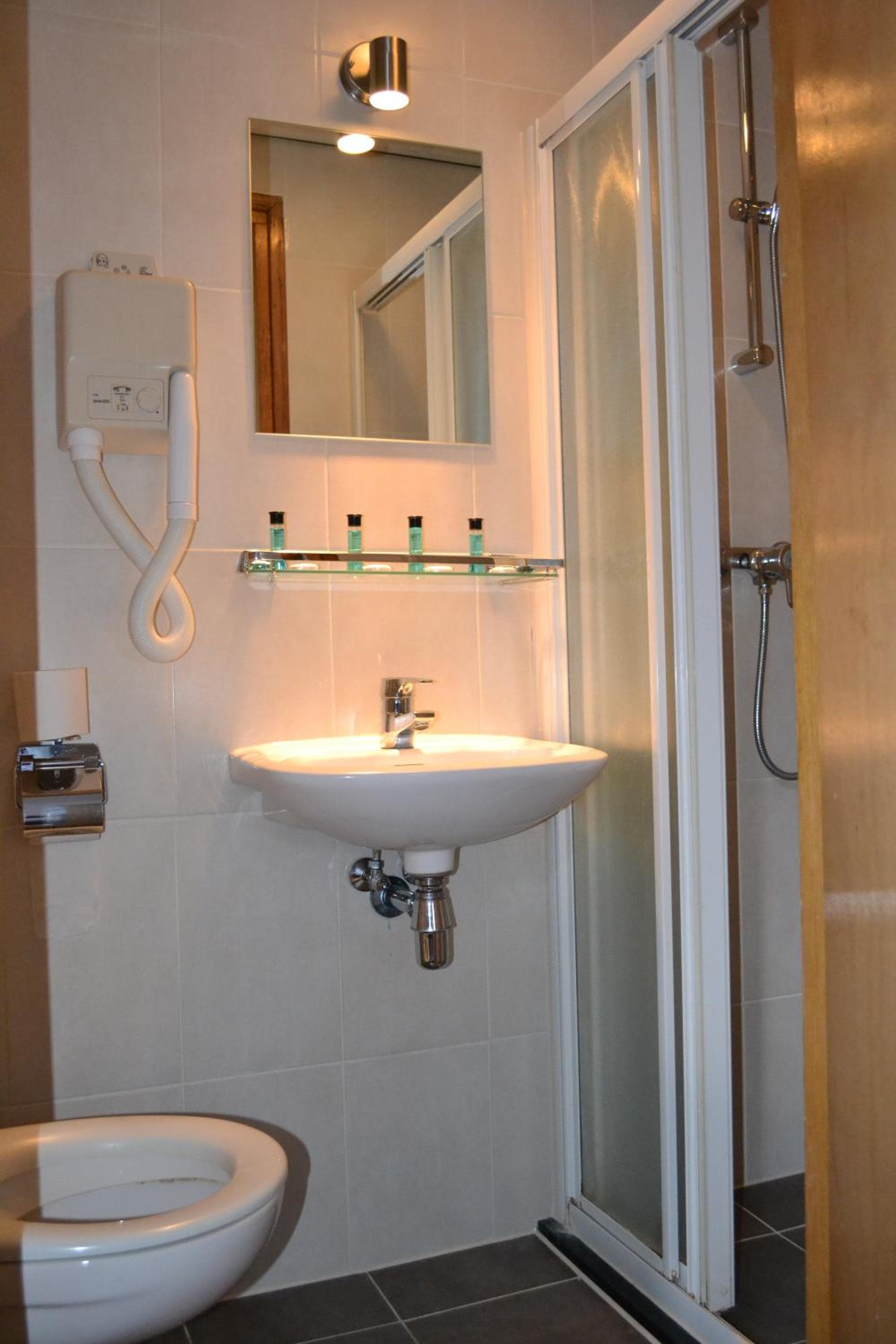 Hotel Continental Amsterdam — 25