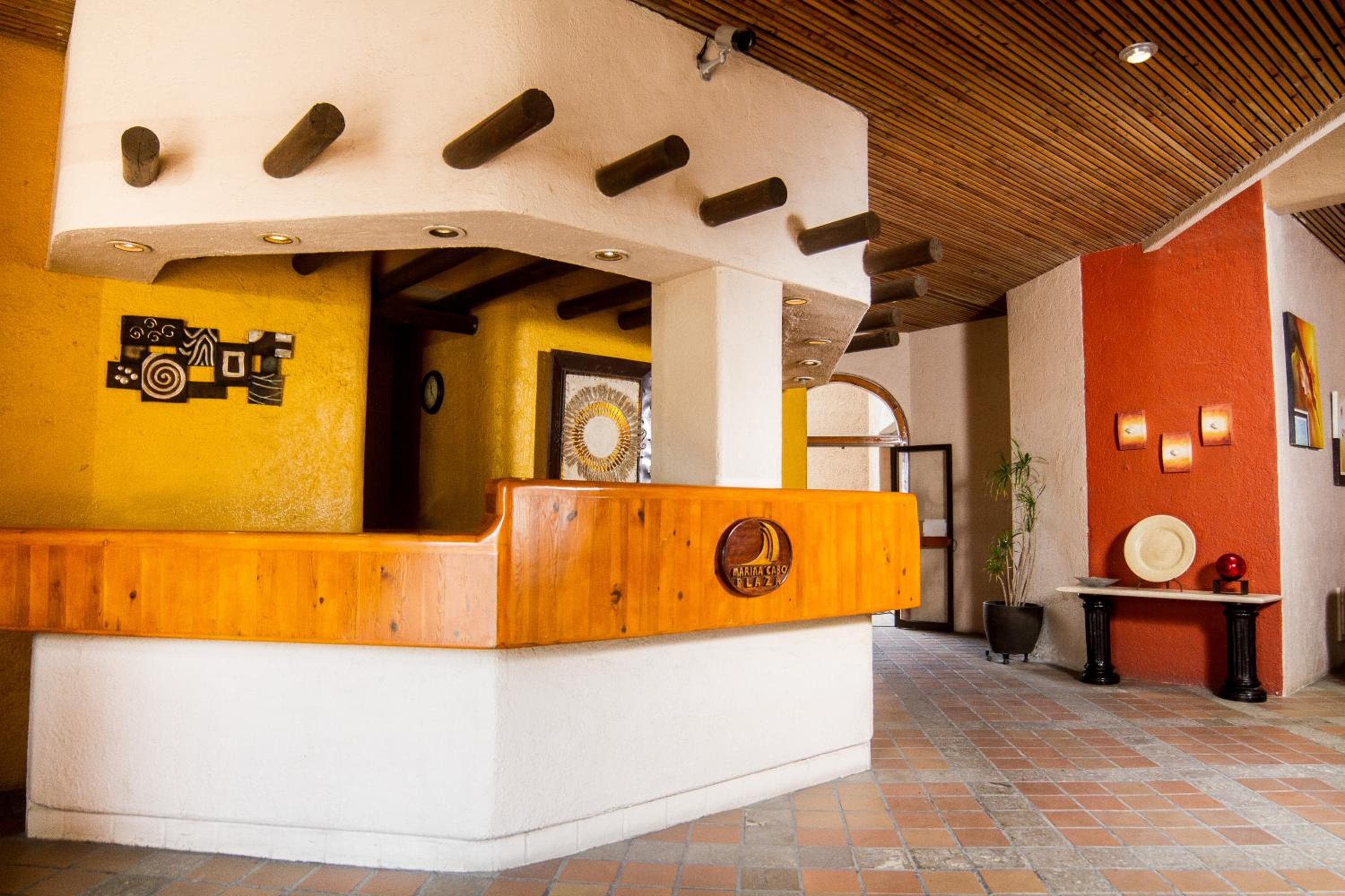 Marina Cabo Plaza Town & Beach condomini — 10