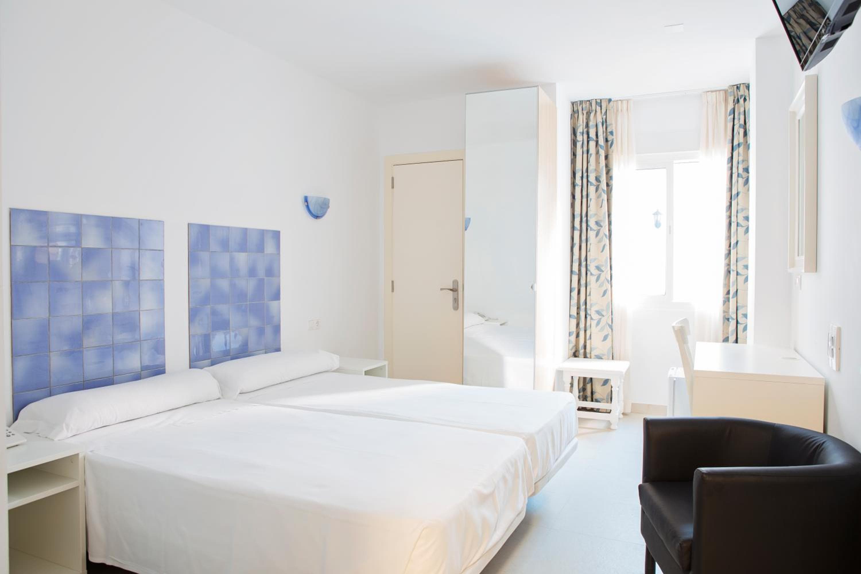Hotel Eliseos — 20